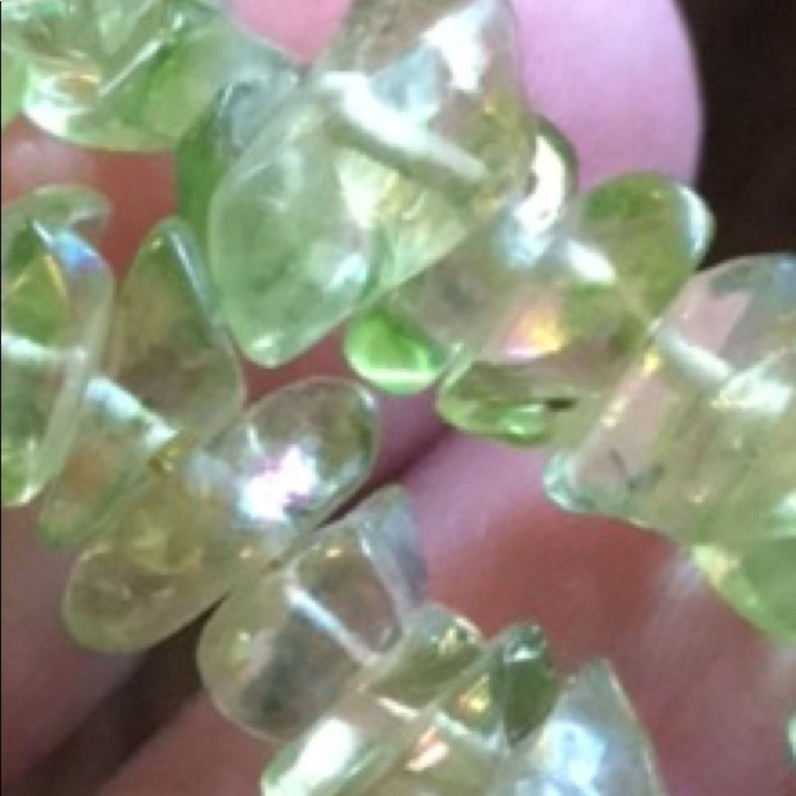 Vintage Vintage peridot aurora borealis glass necklace Size ONE SIZE - 7 Thumbnail