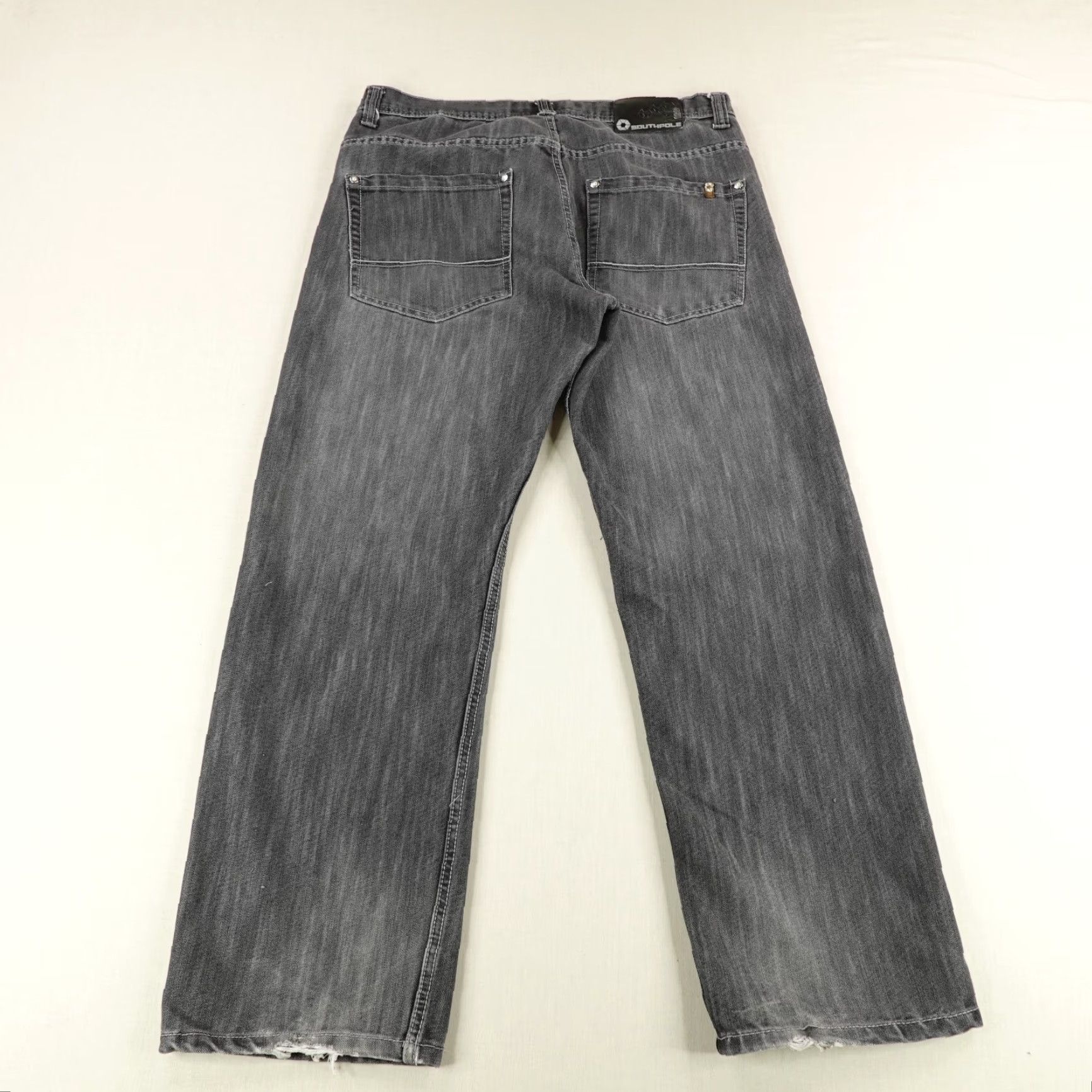 Southpole VINTAGE Southpole Jeans Men 38 Black Denim Baggy Faded Loose Grunge Hip Hop Y2K Jeans Mens 38 Black Denim Grunge Hip Hop Vintage Southpole Jeans Size US 36 / EU 52 - 5 Thumbnail