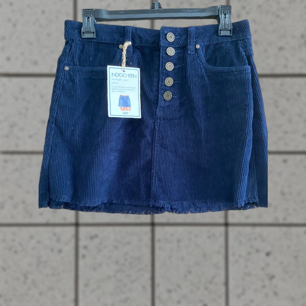 Vintage VINTAGE Indigo Rein Blue Corduroy Mini Skirt Button Fly Frayed Hem Women's 7/27 100% Cotton Burgundy Size 28" / US 6 / IT 42 - 1 Thumbnail
