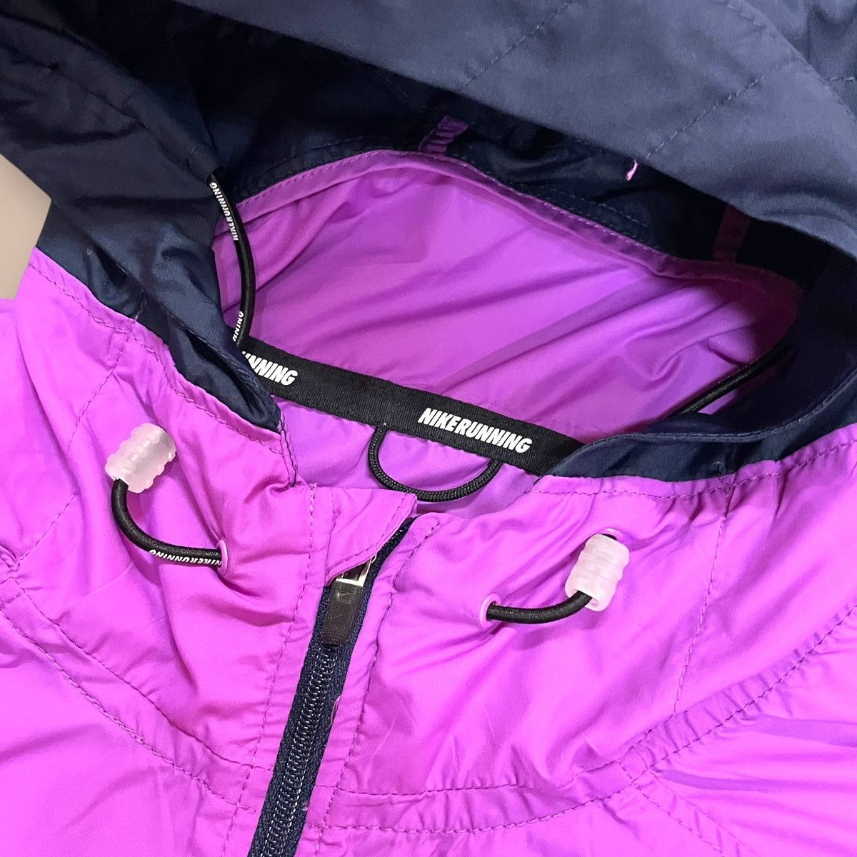 Nike NikeRunning WMN Purple Hoodie Vest Size US L / EU 52-54 / 3 - 6 Thumbnail