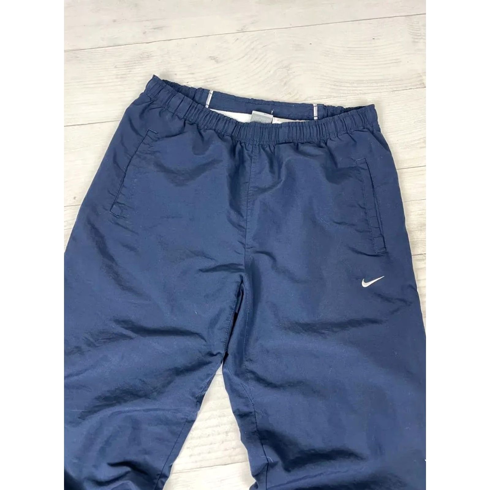 Nike VINTAGE Nike Nylon Pants Striped Track Nike Track Pants Men Size M Blue Size US 31 - 3 Thumbnail