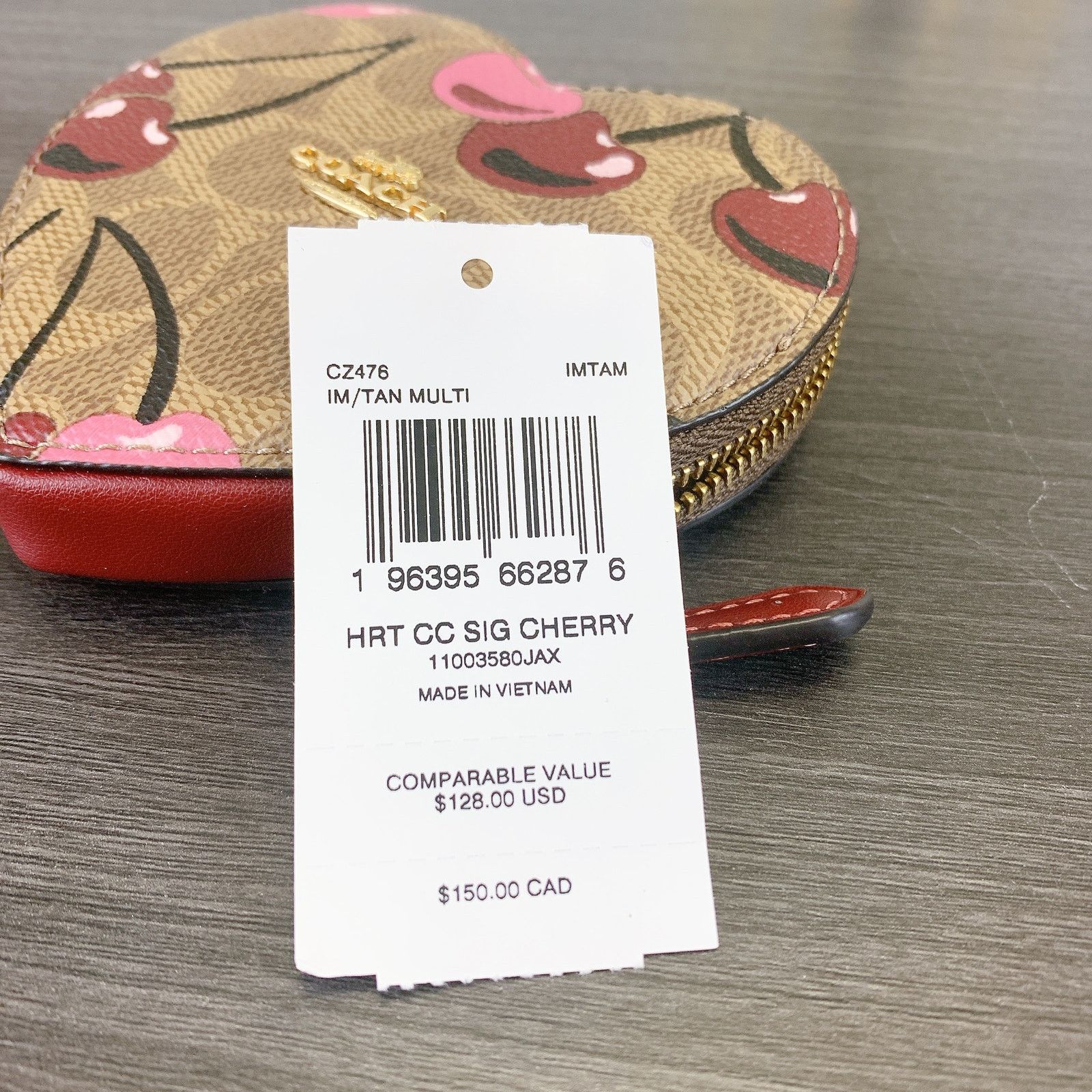 Coach Coach CZ476 Heart Coin Case In Signature Canvas Cherry Print Size ONE SIZE - 5 Thumbnail