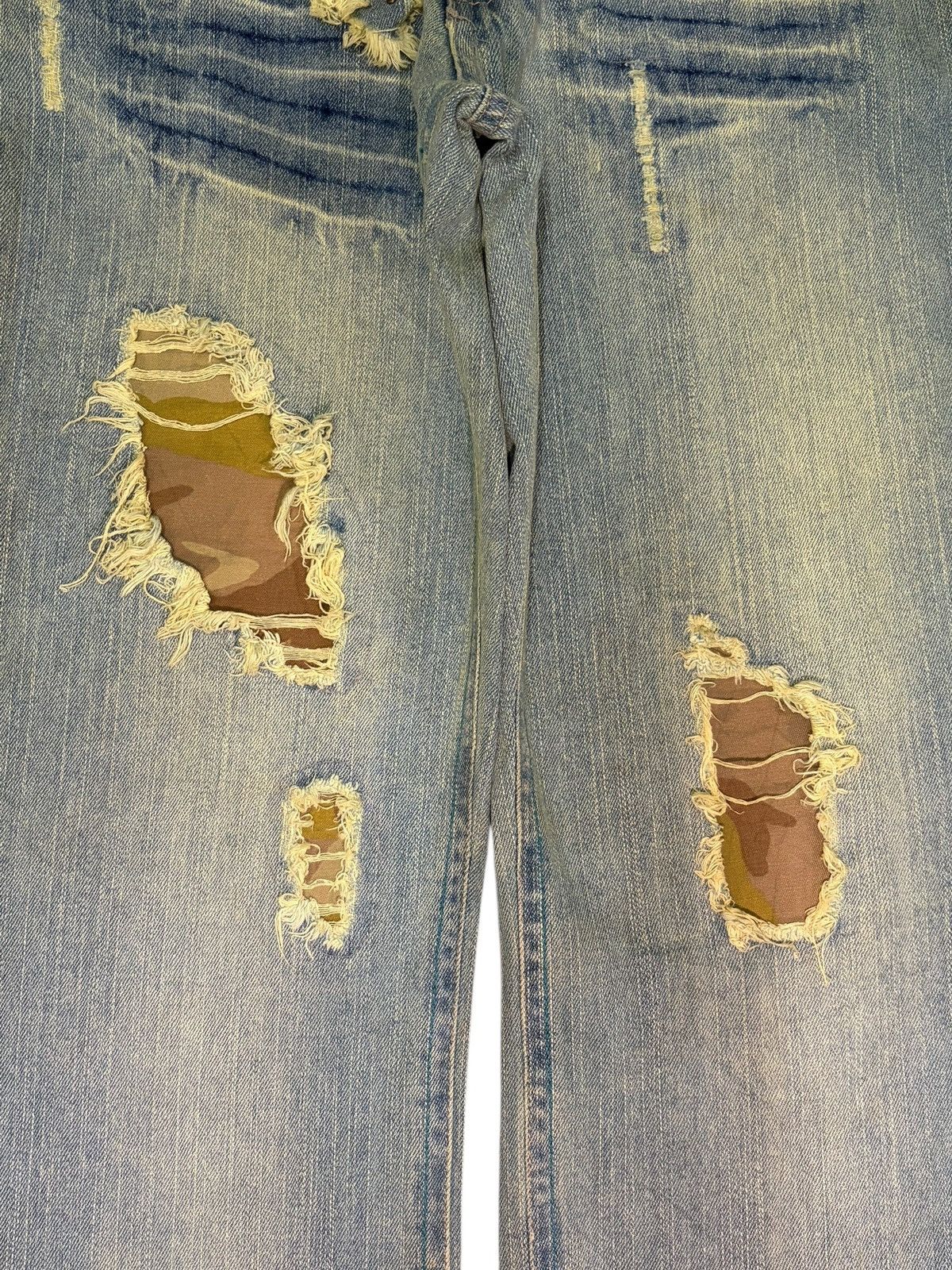 Le Grande Bleu (L.G.B.) Vintage Japanese Brand Pierced Studded Distress Baggy Jeans Size US 33 - 3 Thumbnail