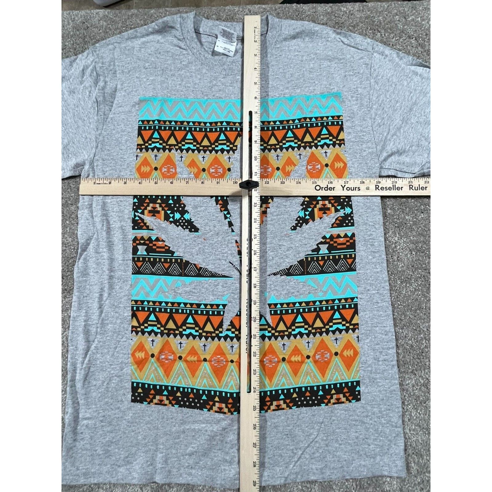 Gildan Marijuana Leaf Shirt Mens M Aztec Heavy Cotton Crew Gray Size US M / EU 48-50 / 2 - 3 Thumbnail