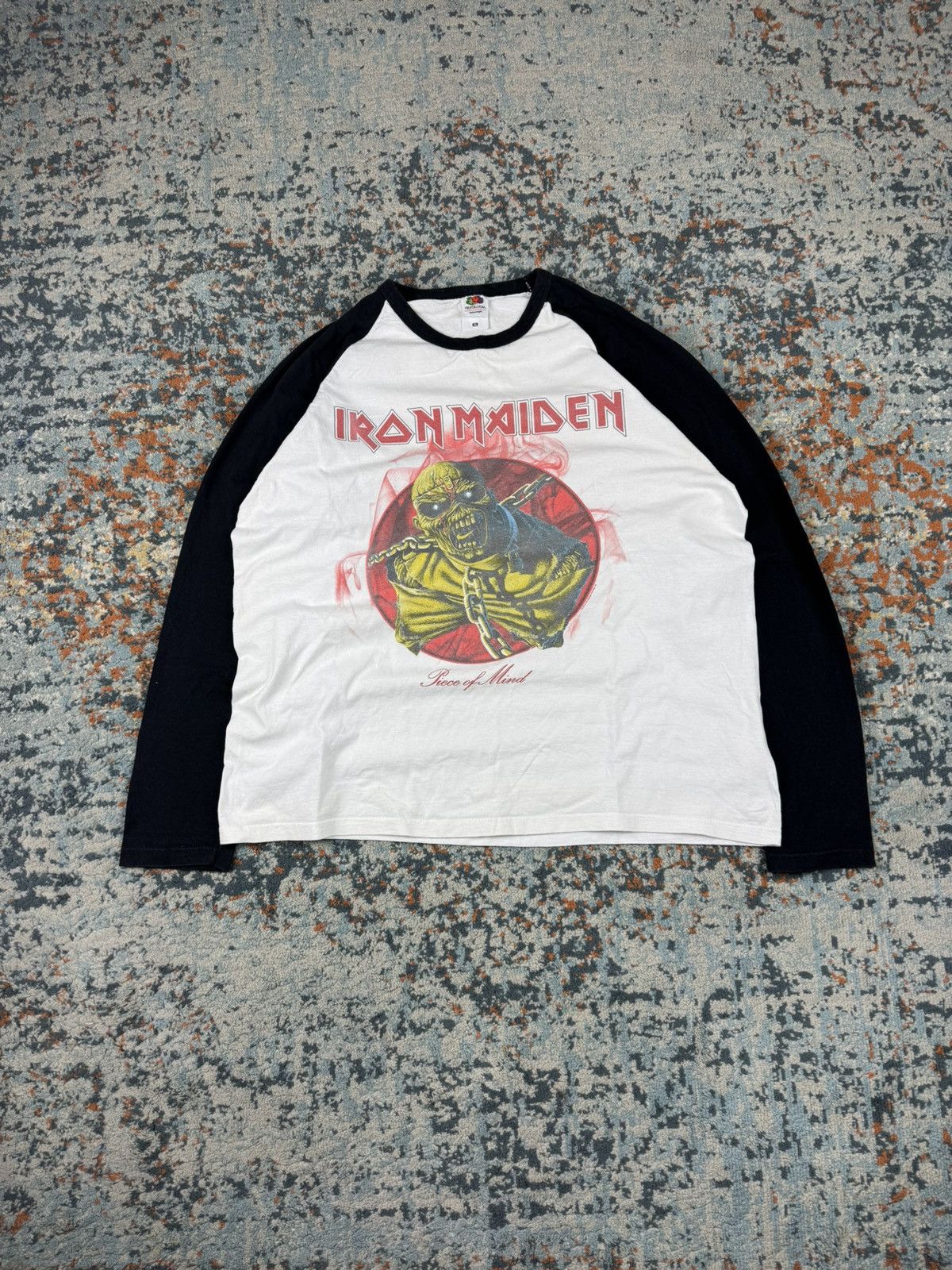 Band Tees Vintage 00s Iron Maiden piece of mind graphic long sleeve Size US XL / EU 56 / 4 - 1 Thumbnail
