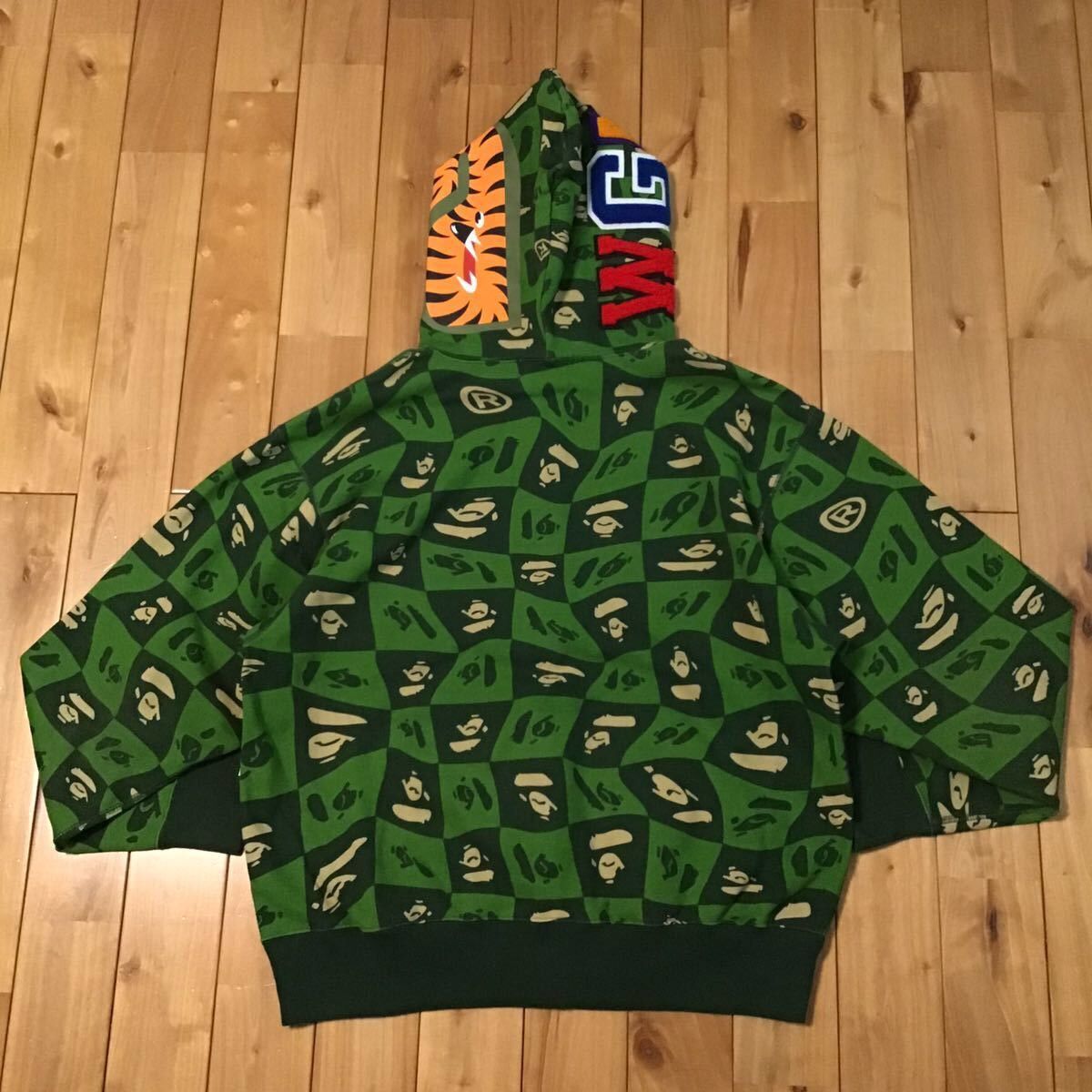Bape BAPE FACE logo shark full zip hoodie green a bathing ape Size US M / EU 48-50 / 2 - 2 Thumbnail