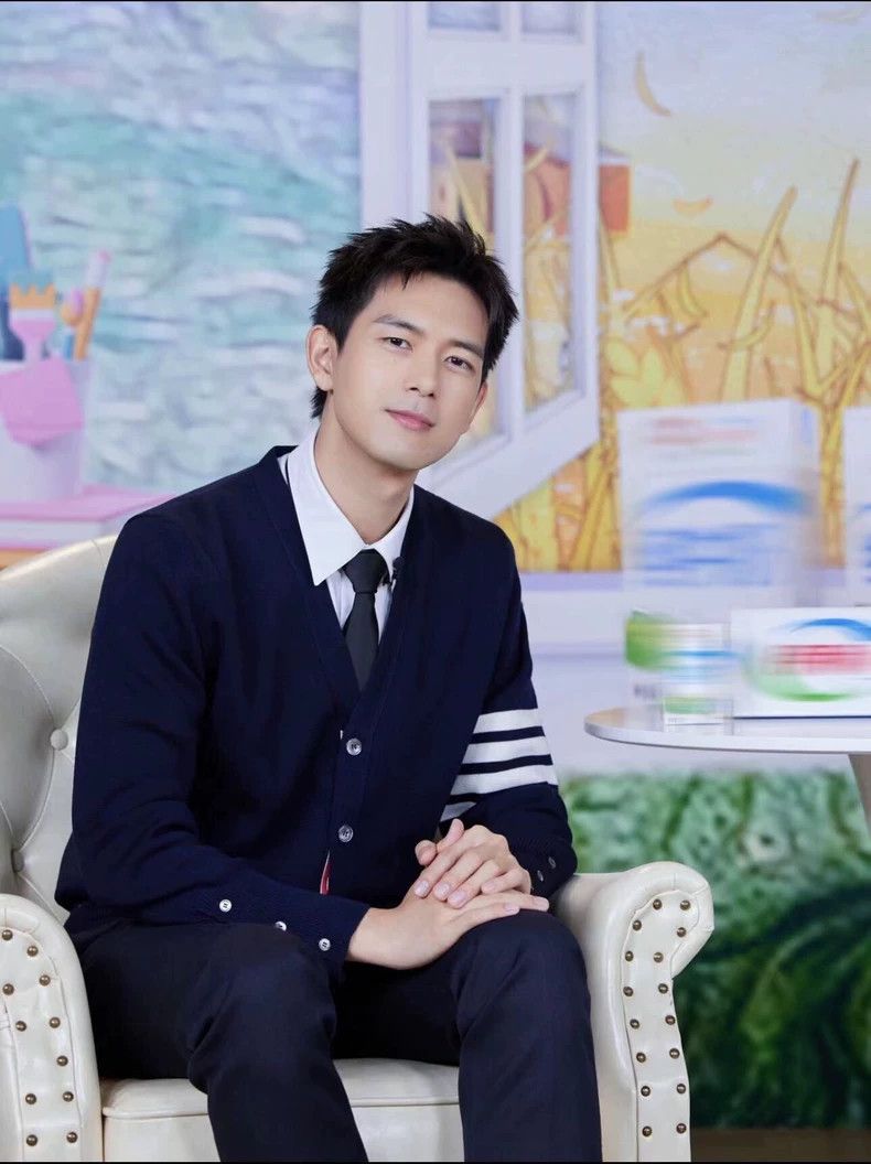 Thom Browne Thom browne Dark blue striped wool knitted cardigan 2503-Ne Size US XXL / EU 58 / 5 - 7 Thumbnail