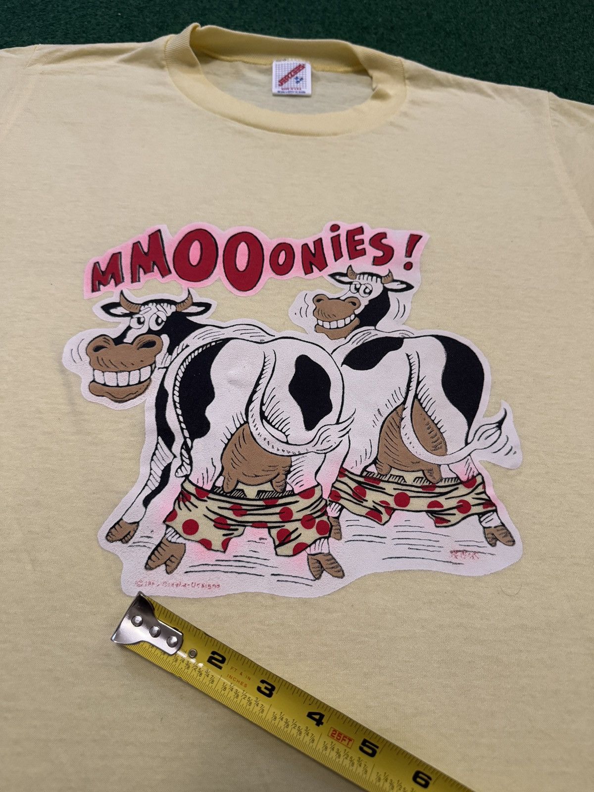 Vintage Vintage 80s Moonies Cow Butt Funny Retro Animal T Shirt Size US M / EU 48-50 / 2 - 7 Thumbnail