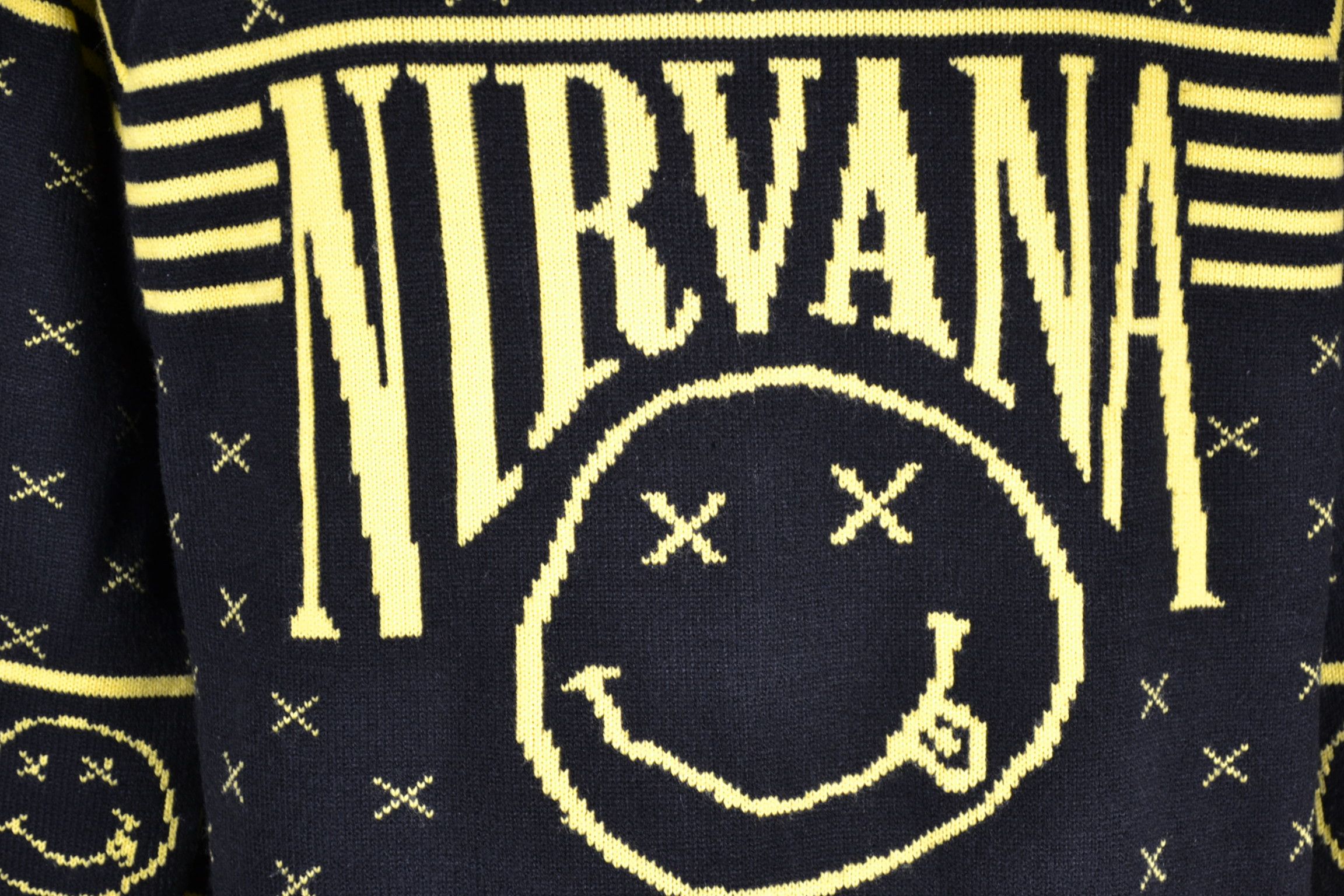 Other NIRVANA Sweatshirt Sweater XL Mens 2016 Smile Kurt Cobain Size US XL / EU 56 / 4 - 4 Thumbnail