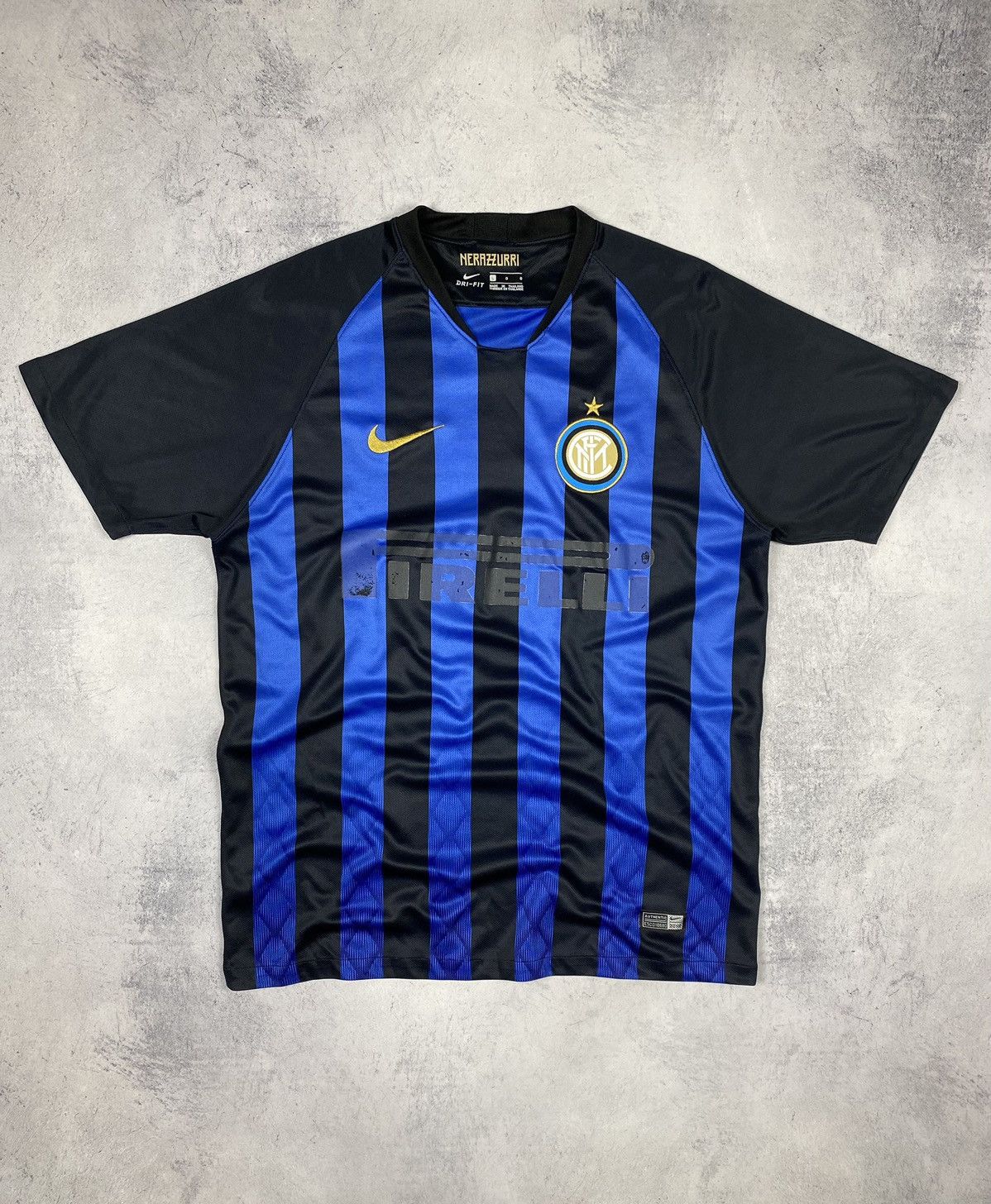 Nike Vintage Nike Inter Milan soccer jersey size L Size US L / EU 52-54 / 3 - 2 Thumbnail