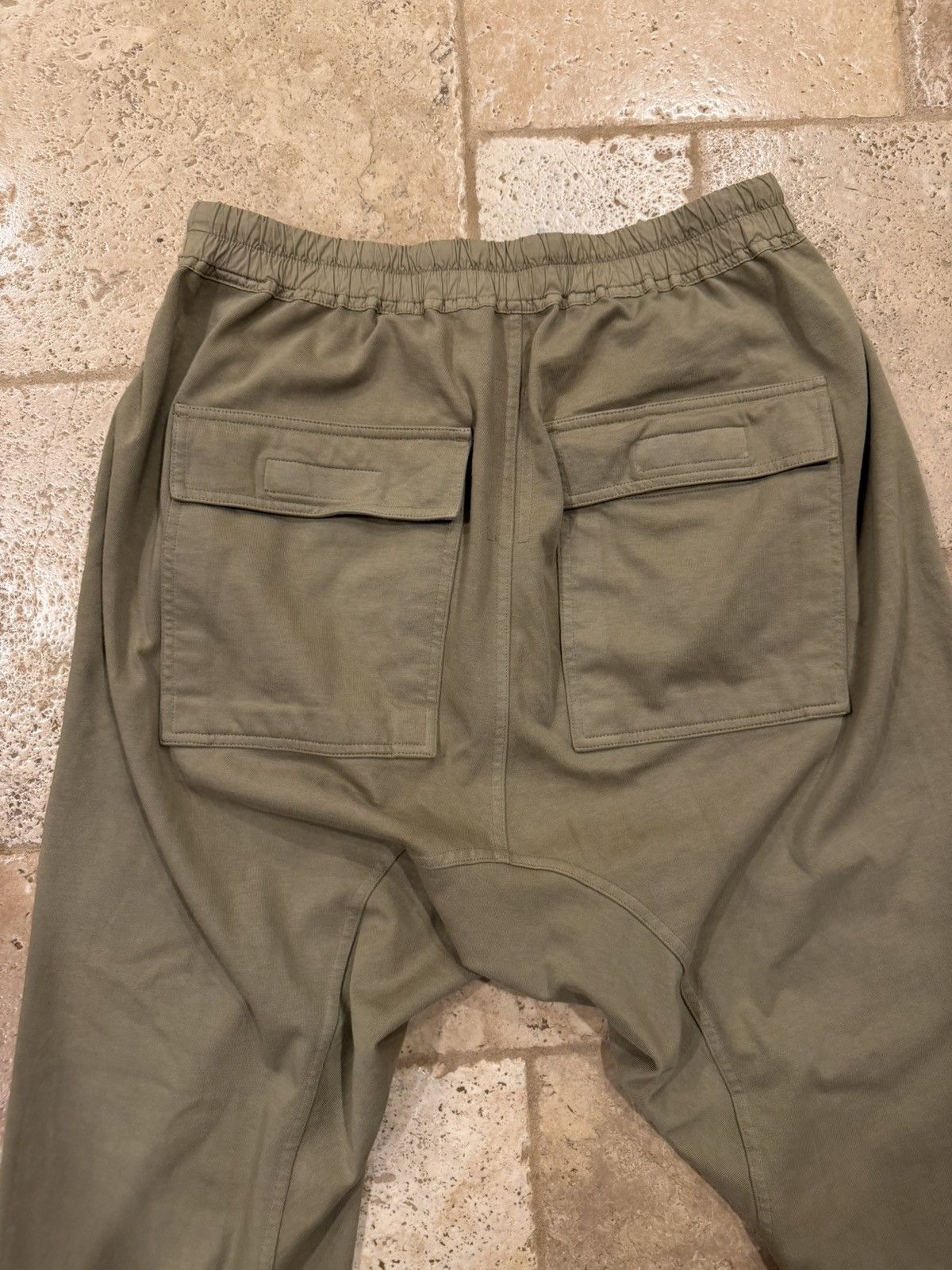 Rick Owens Drkshdw Rick Owens DRKSHDW Beige Brown Classic Cargo Drawstring Pant Size US 34 / EU 50 - 10 Thumbnail