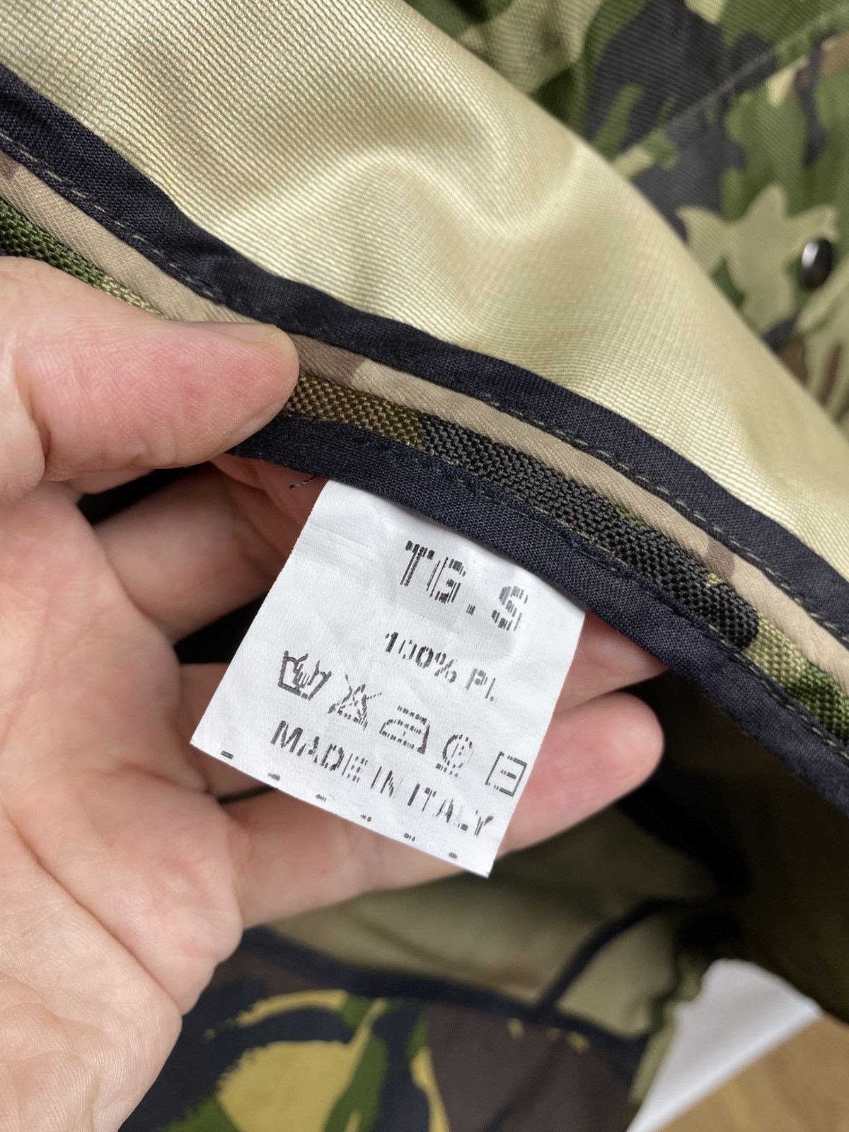 LC23 LC23 Italy Camouflage Parka Fishtail Waterproof Men size S Size US S / EU 44-46 / 1 - 14 Thumbnail