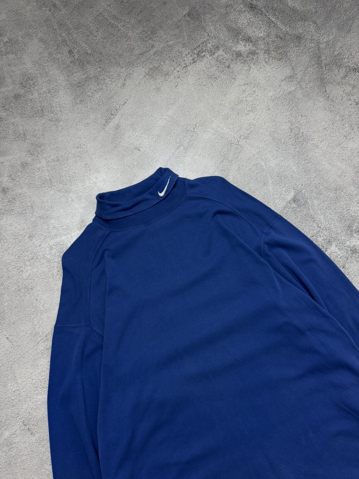 Nike Vintage Y2K Nike Long Sleeve Mini Swoosh 90’s Size US L / EU 52-54 / 3 - 6 Thumbnail