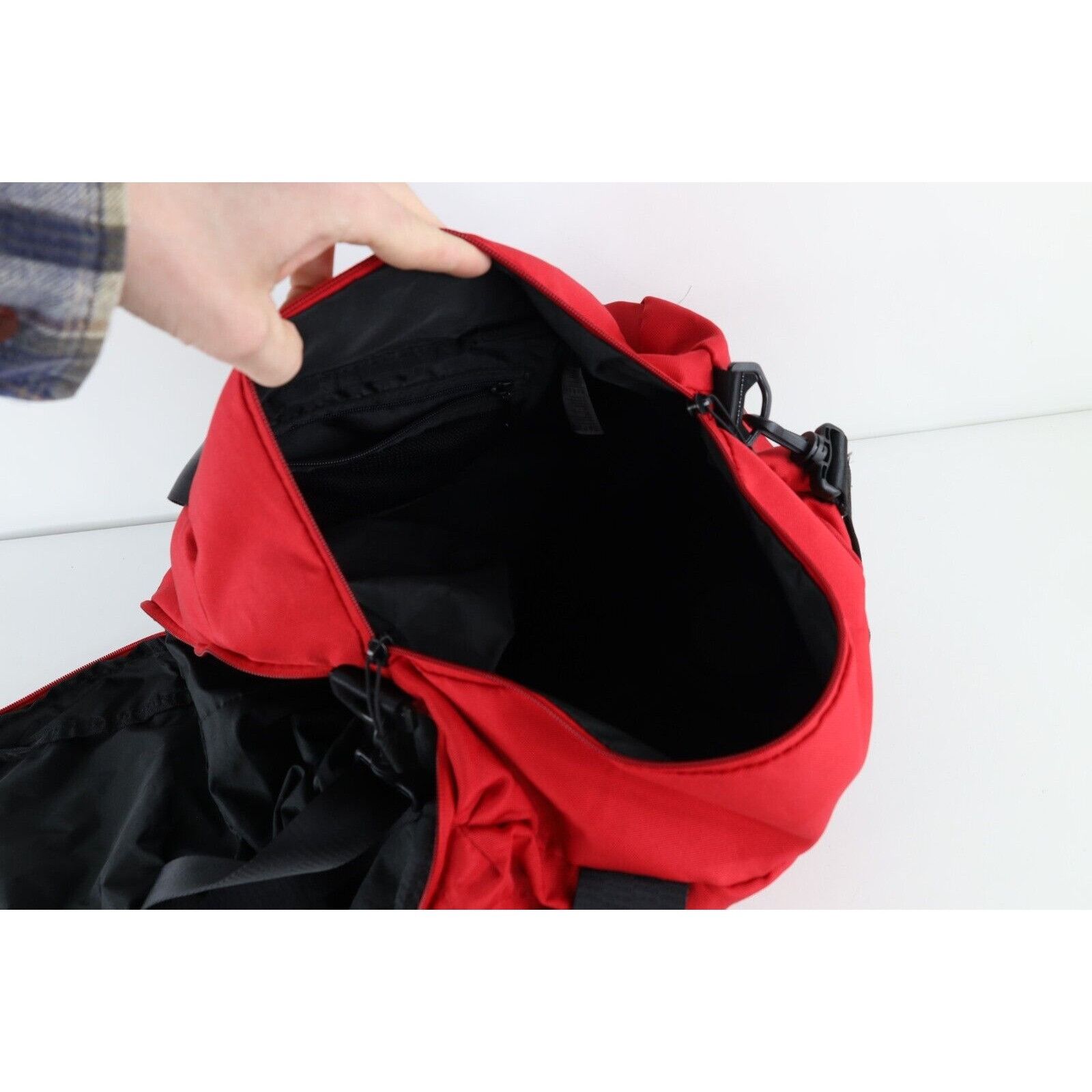 Jordan Brand × Nike Nike Air Jordan Distressed Spell Out Big Jumpman Duffel Bag Size ONE SIZE - 11 Thumbnail