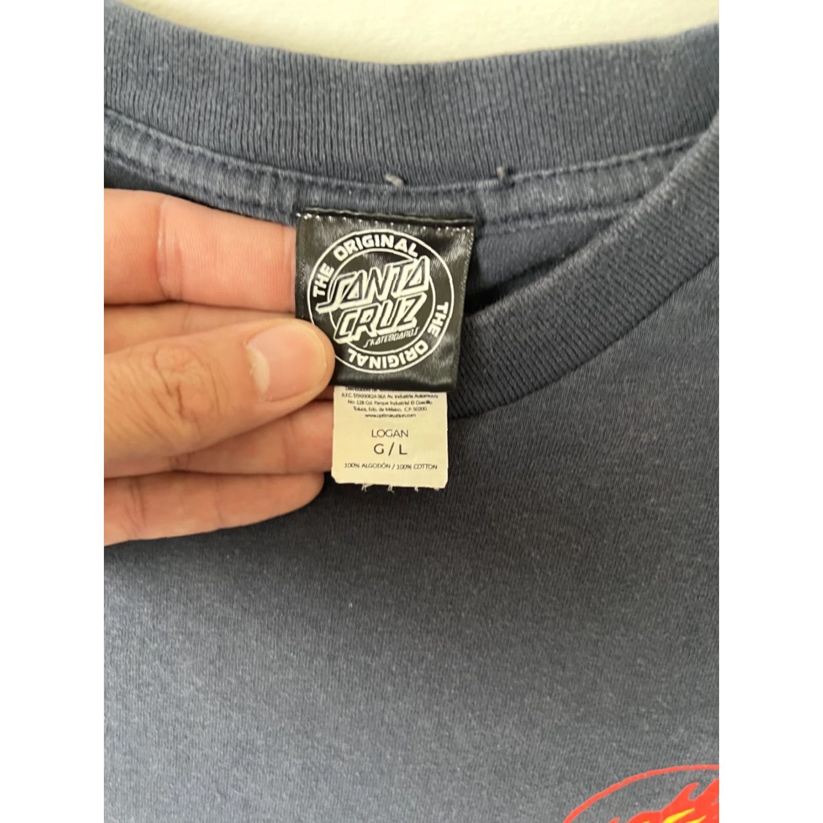 Vintage VINTAGE Santa Cruz T-Shirt Blue L Men Short Sleeve Crew Neck Logo 90s 00s Beach Skateboard OG faded Size US L / EU 52-54 / 3 - 3 Thumbnail