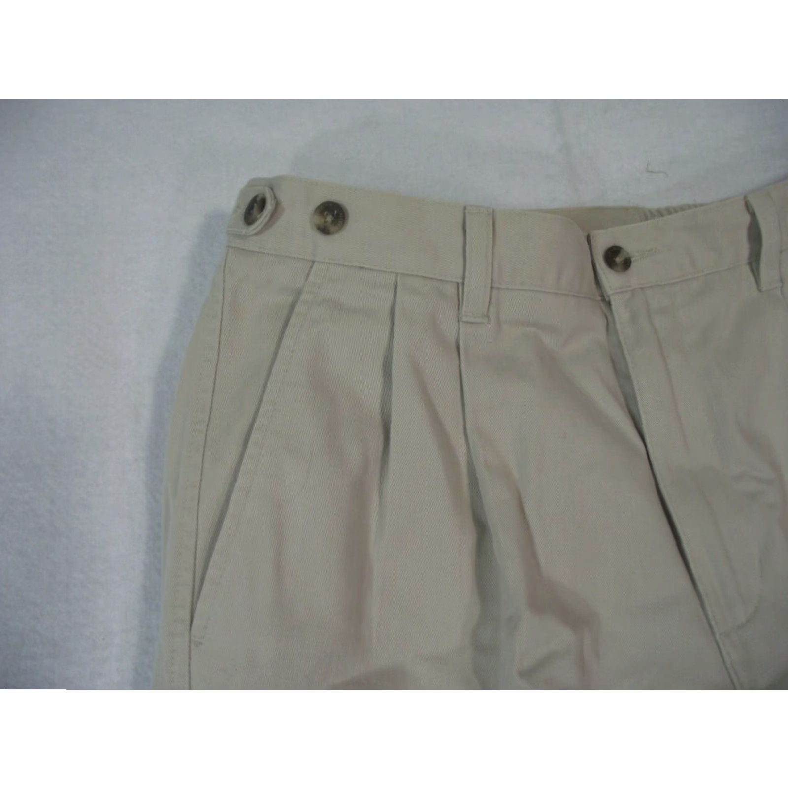 Roundtree Yorke Mens Comfort Waist Pleated Front Khaki Beige Tan Pants