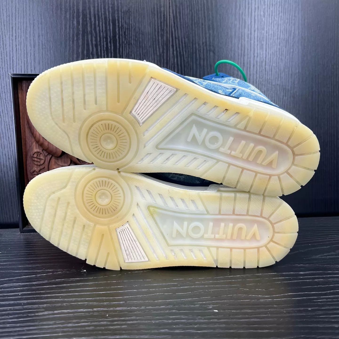 Louis Vuitton LV Trainer Mid-Top Denim White & Blue US6/40 Size US 7 / EU 40 - 6 Thumbnail