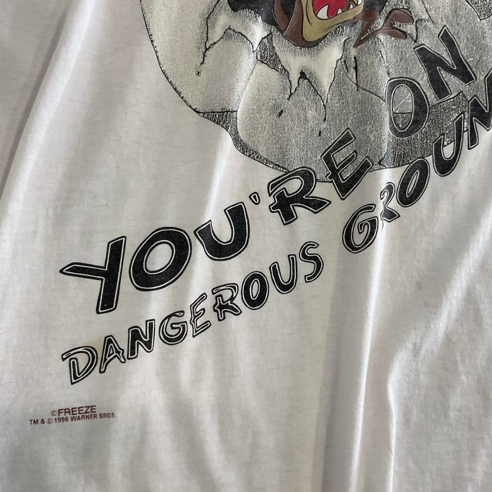 Vintage Vintage 1996 Taz "You're on Dangerous Ground" T-Shirt Size US XL / EU 56 / 4 - 3 Thumbnail