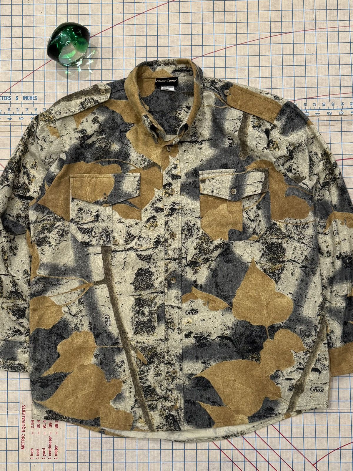 Vintage Vintage Ghost Camo Button Up Shirt Brown Leaf Size Large Size US L / EU 52-54 / 3 - 2 Thumbnail