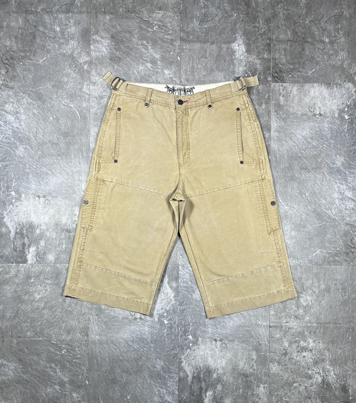 Levi's Levi’s Vintage Rare Beige Cargo Shorts Size 34 Size US 34 / EU 50 - 12 Thumbnail