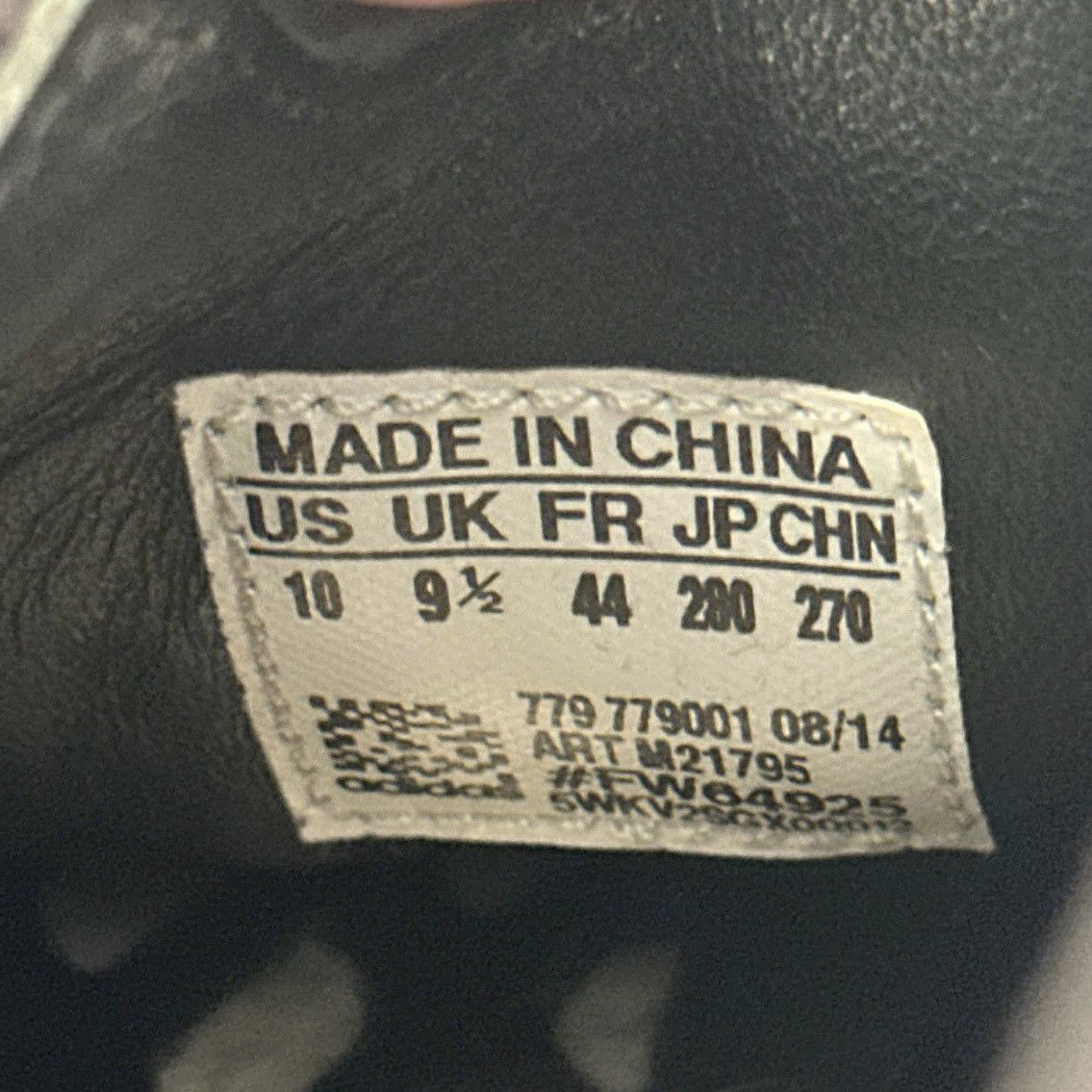 Y-3 Y-3 Yohji Boost Black White Size US 10 / EU 43 - 6 Thumbnail