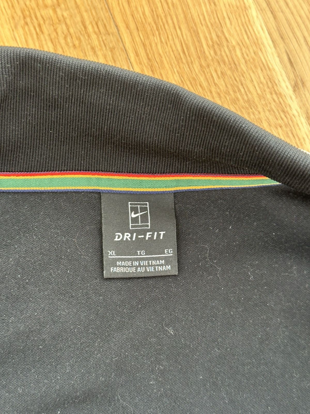 Nike Vintage Nike Court Light Zip Jacket Black Fit Y2K Size US XL / EU 56 / 4 - 14 Thumbnail