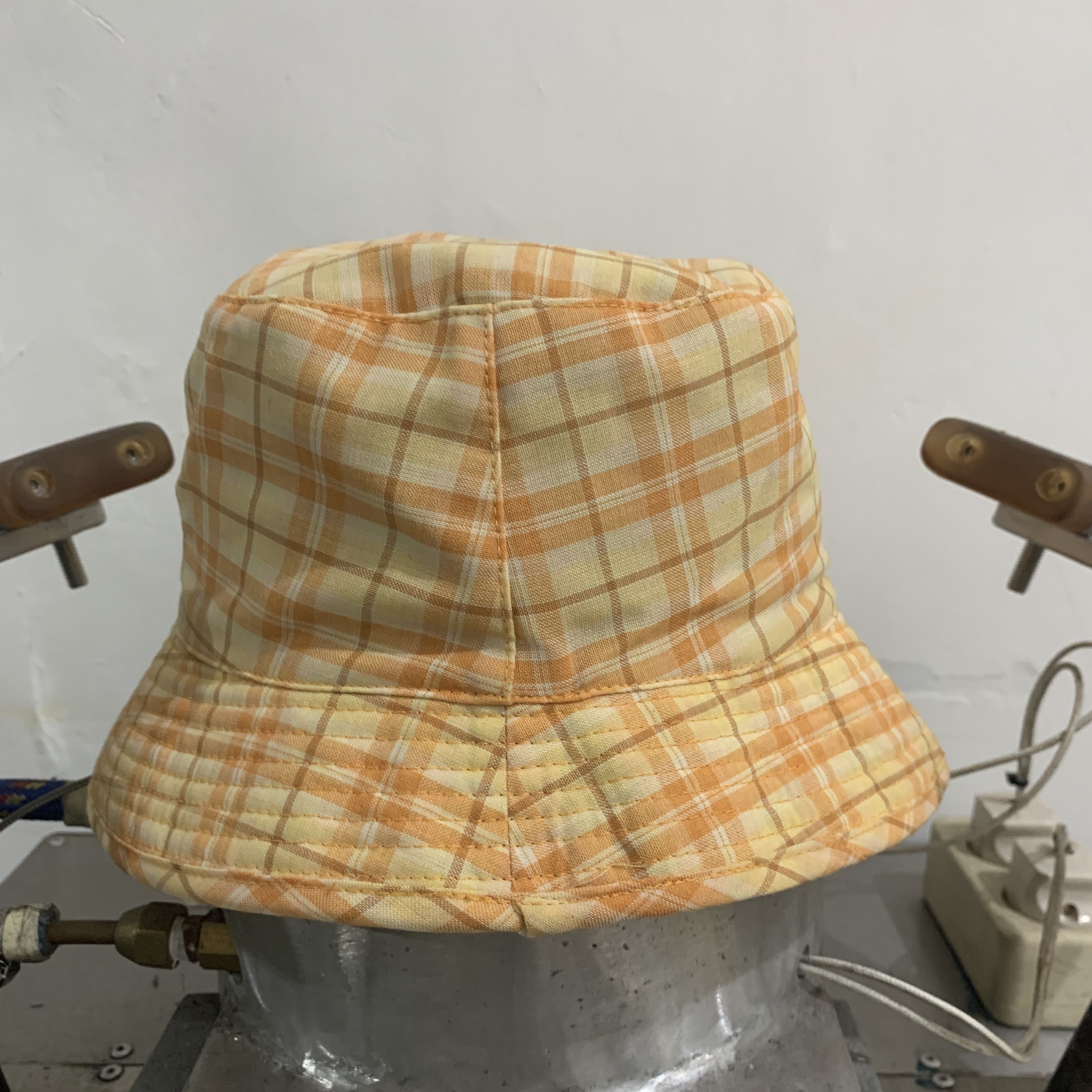 Balenciaga Balenciaga Paris Pattern Flower Fleur Bucket Hat Size ONE SIZE - 5 Thumbnail