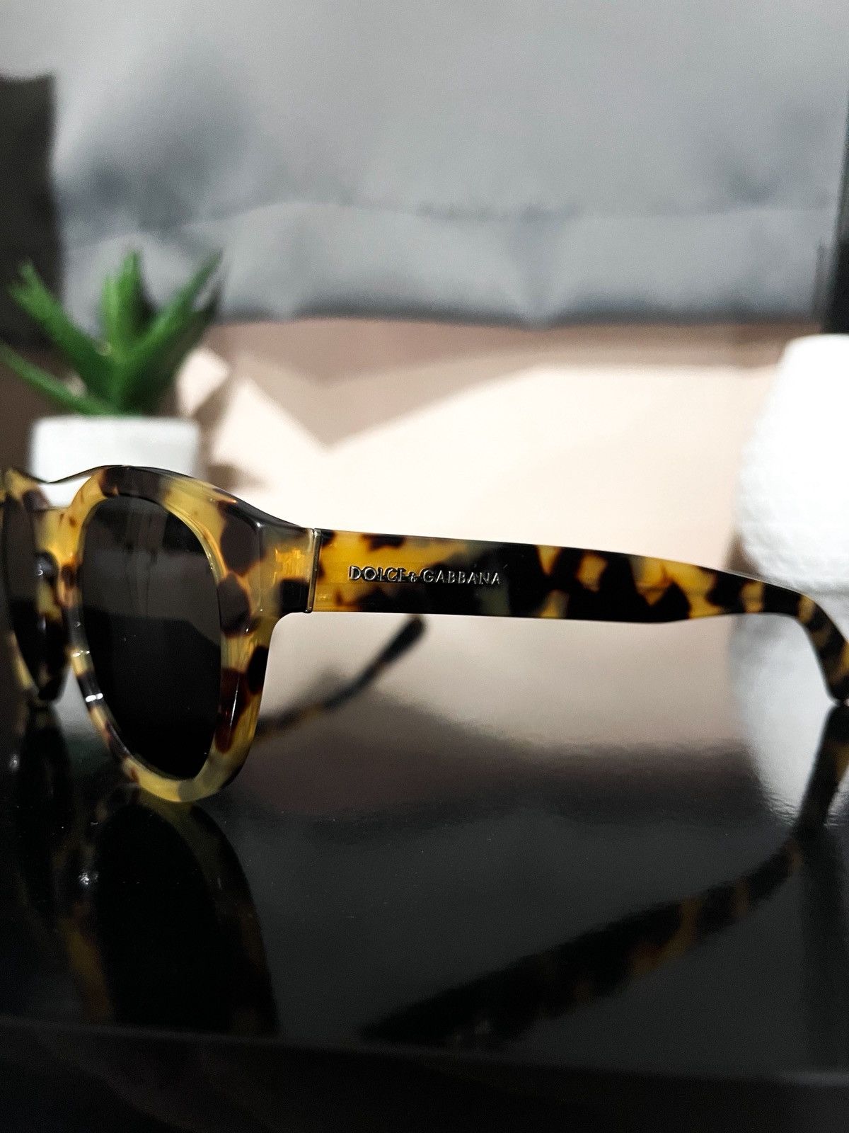 Dolce & Gabbana Habana Aviator Sunglasses DG4274 512/87