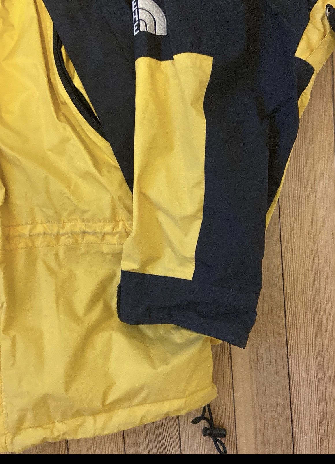The North Face Mens Vintage Yellow 90s North Face Shell Jacket Coat Size US XS / EU 42 / 0 - 5 Thumbnail