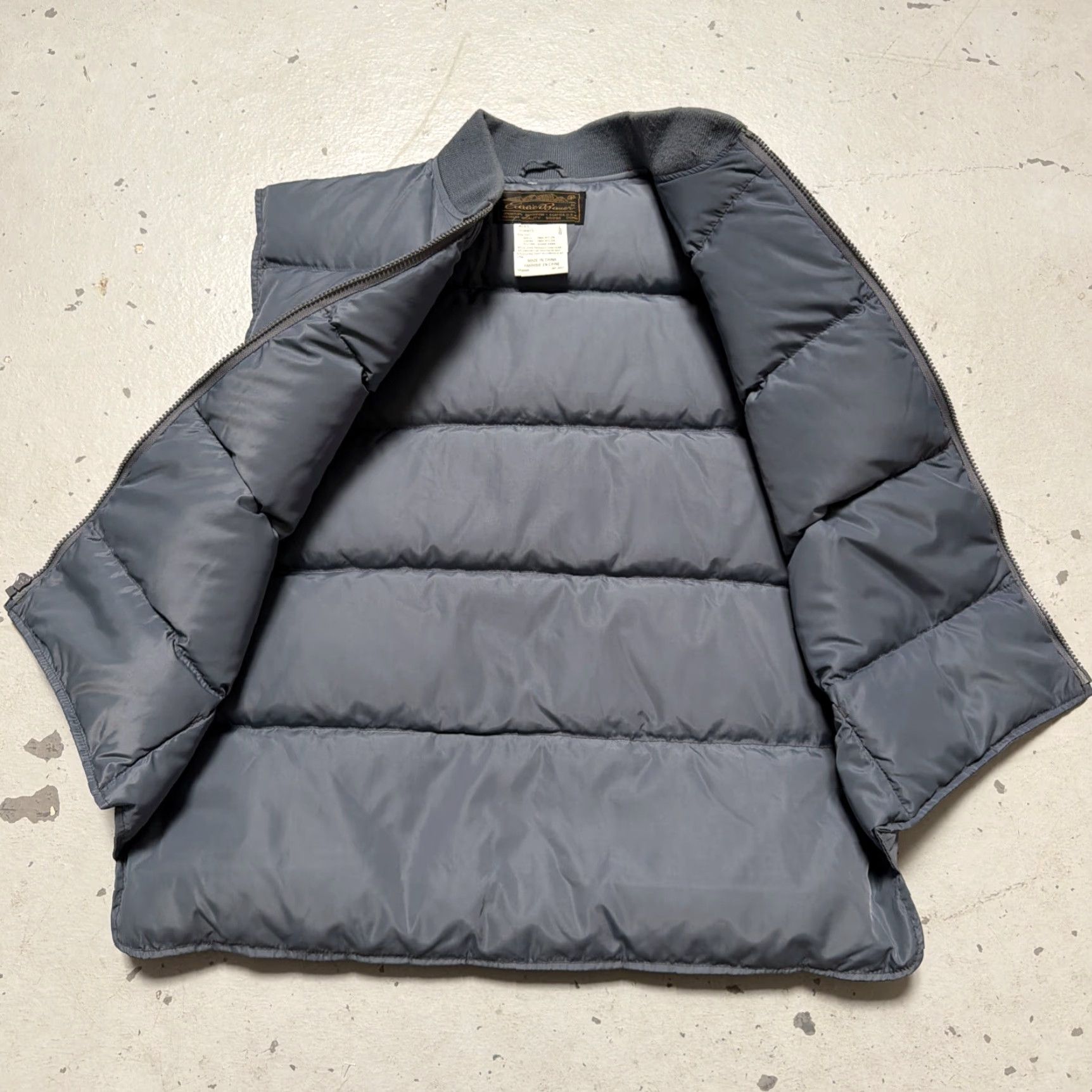 Eddie Bauer VINTAGE Eddie Bauer Goose Down Quilted Puffer Vest L Unisex Adults KS? Size US L / EU 52-54 / 3 - 8 Thumbnail