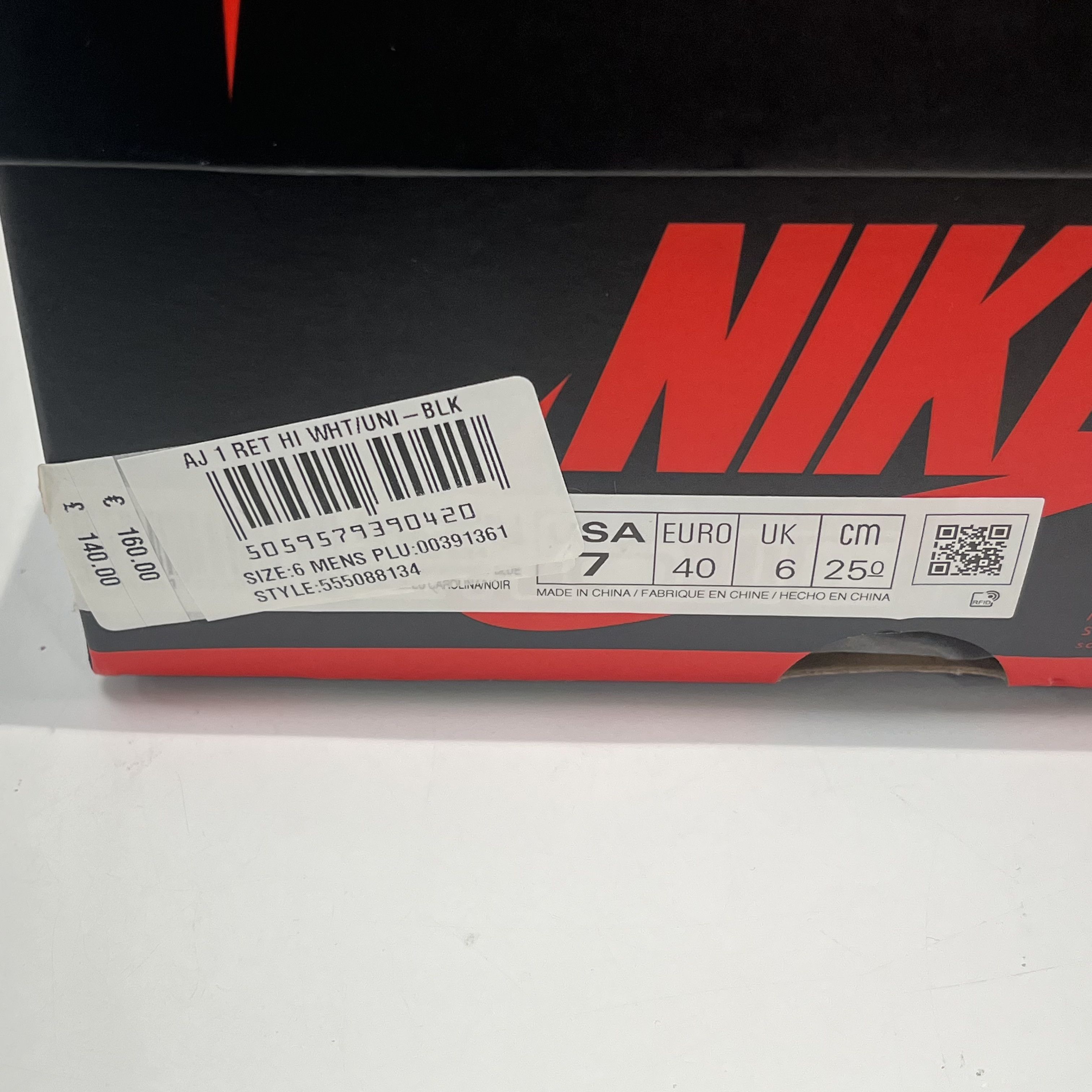 Nike Air Jordan 1 Retrro High University Blue Black Size US 7 / EU 40 - 8 Thumbnail