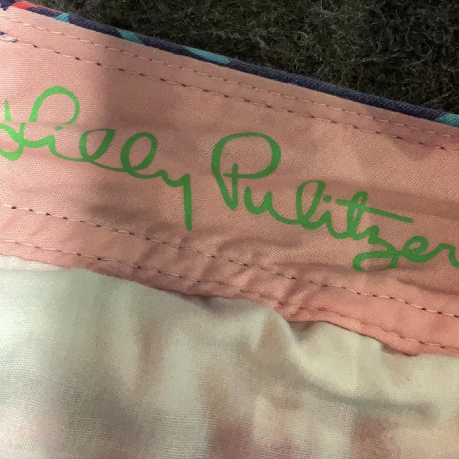 Other Lilly Pulitzer Shorts Size 2 Callahan Tropical Fish Print Size 26" / US 2 / IT 38 - 3 Thumbnail