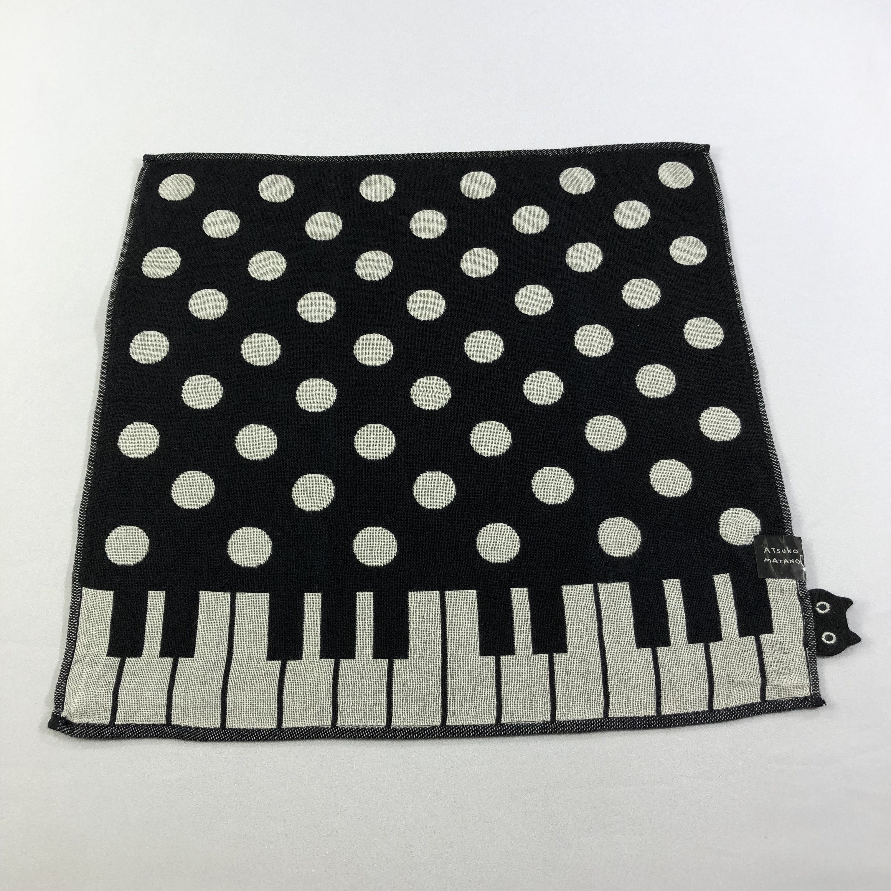 Japanese Brand × Vintage Atsuko Matano Handkerchief Neckerchief Bandana H2042 Size ONE SIZE - 1 Thumbnail