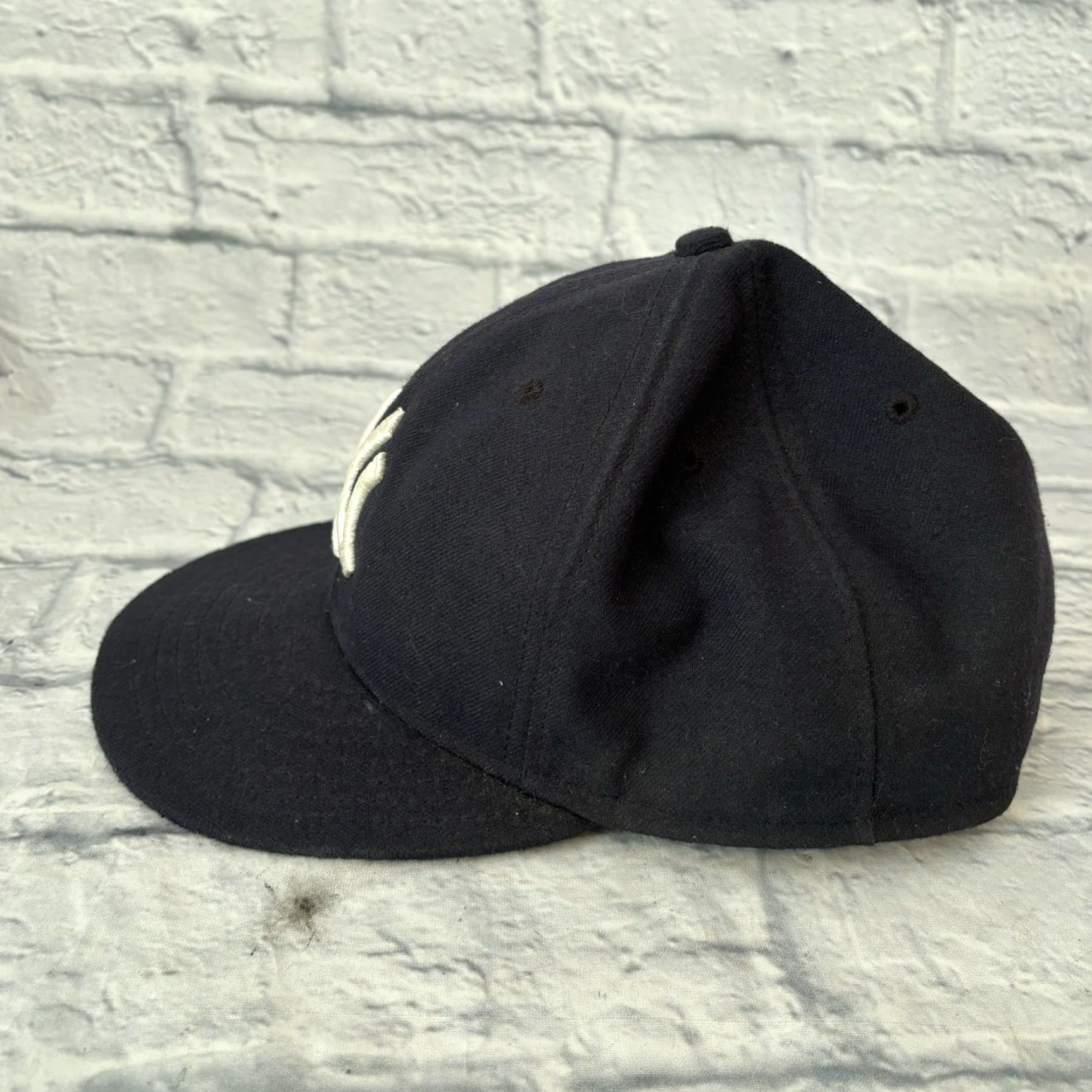 New Era NY Yankees MLB New Era 59FIFTY On Field Cool Base Hat Fitted 7 5/8 Navy White Unisex Adults Baseball Cap Mens/ Womens Size ONE SIZE - 4 Thumbnail