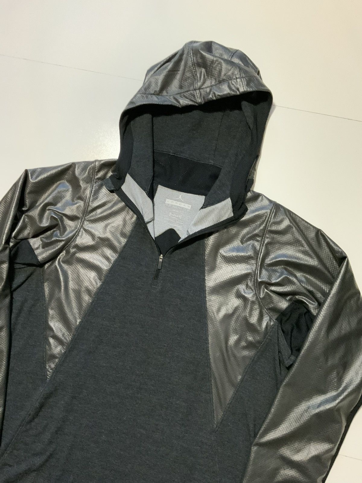 Jordan Brand × Nike Air Jordan Training Nike Fitted Shield Tech 1/4 Zip Hoodie Size US XL / EU 56 / 4 - 4 Thumbnail
