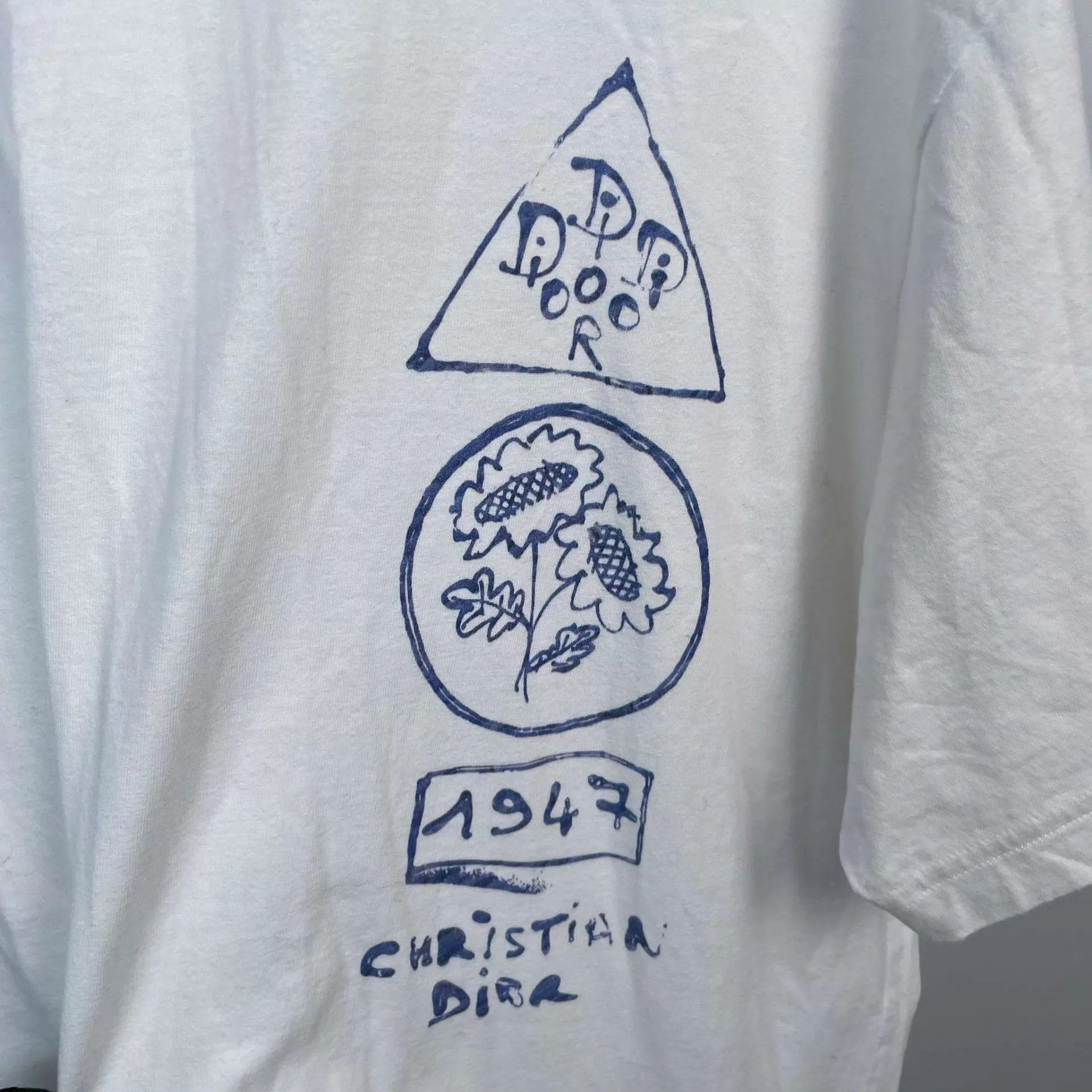 Dior Dior white short Tee L Size US L / EU 52-54 / 3 - 9 Thumbnail