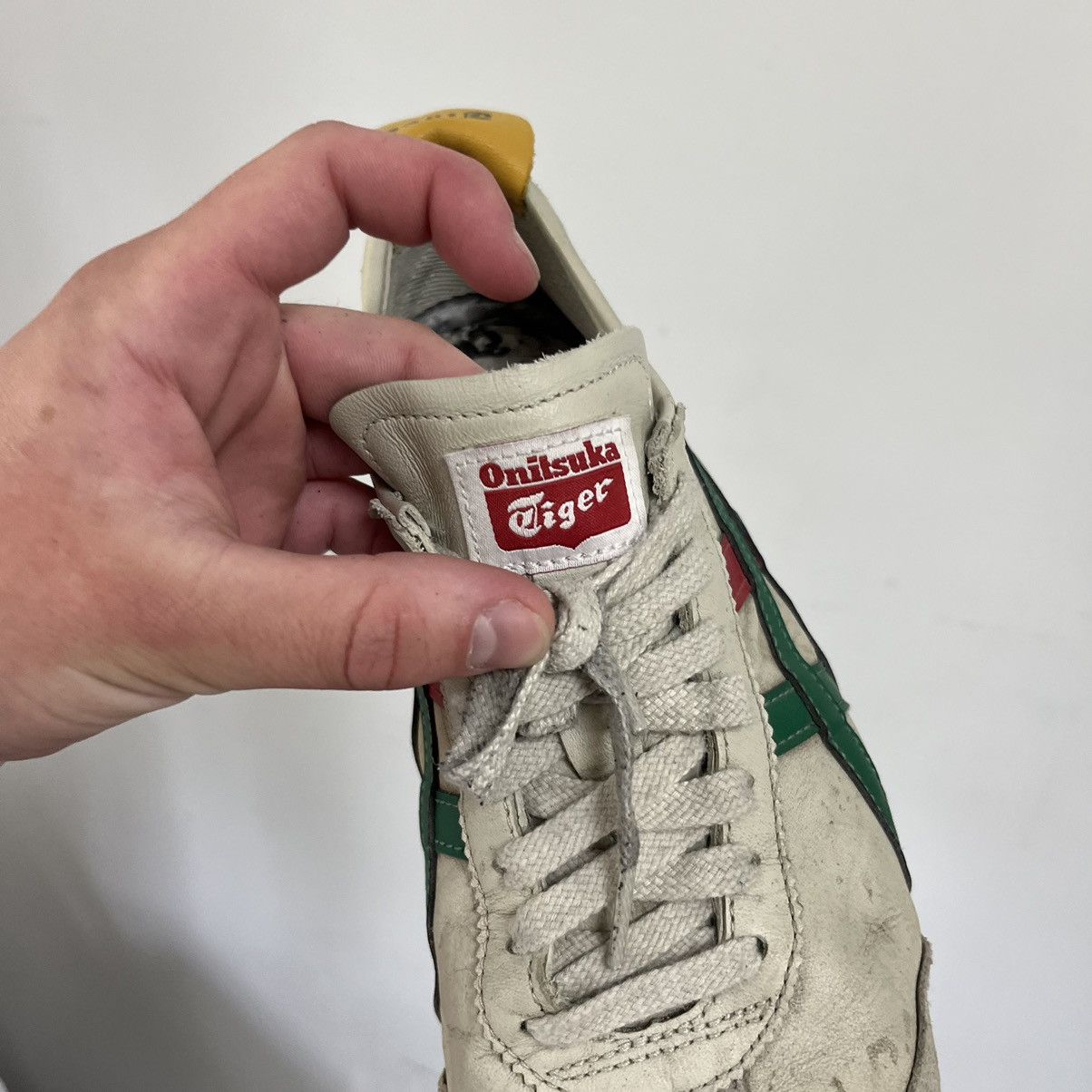 Asics Vintage ASICS Tiger Onitsuka Leather Sneakers Size US 8 / EU 41 - 8 Thumbnail