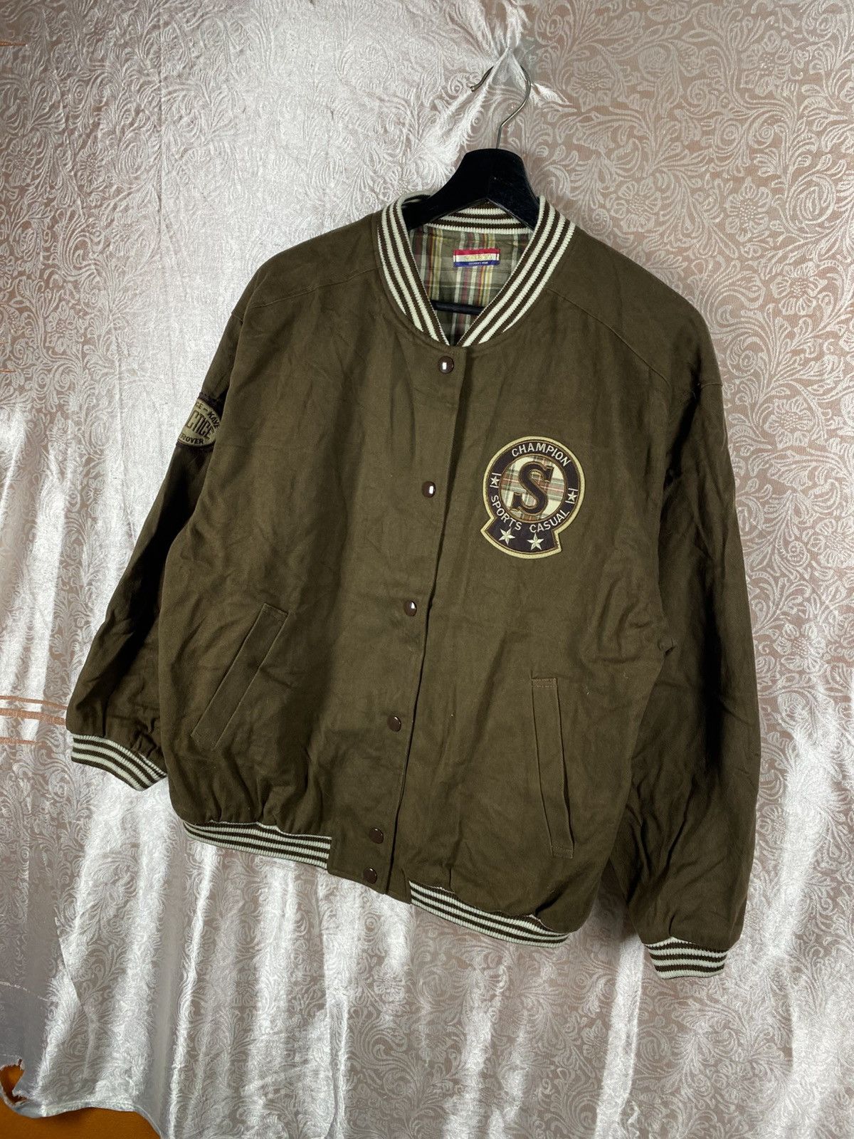 Japanese Brand Vintage SHIELD Good Canadian Trip Varsity Bomber Jacket Size US M / EU 48-50 / 2 - 4 Thumbnail