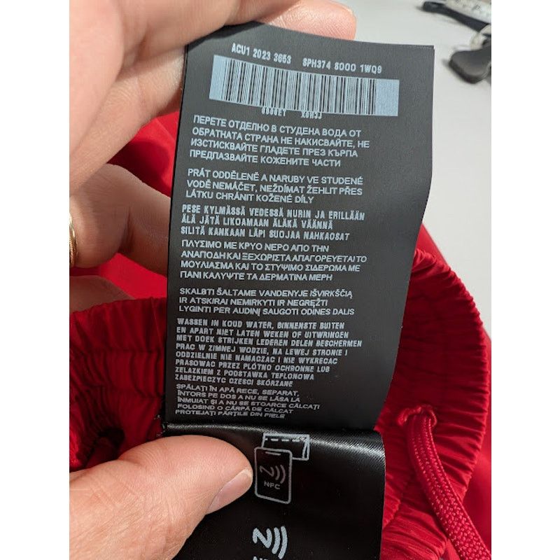 Prada o1rshd1 RE-Nylon Piuma Trousers in Red Size US 36 / EU 52 - 21 Thumbnail