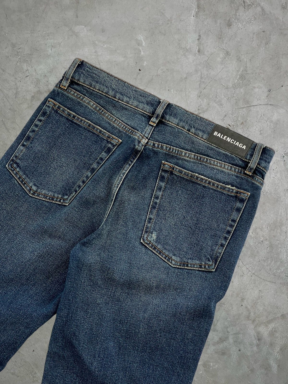 Balenciaga Balenciaga Distressed Jeans Size US 31 - 10 Thumbnail