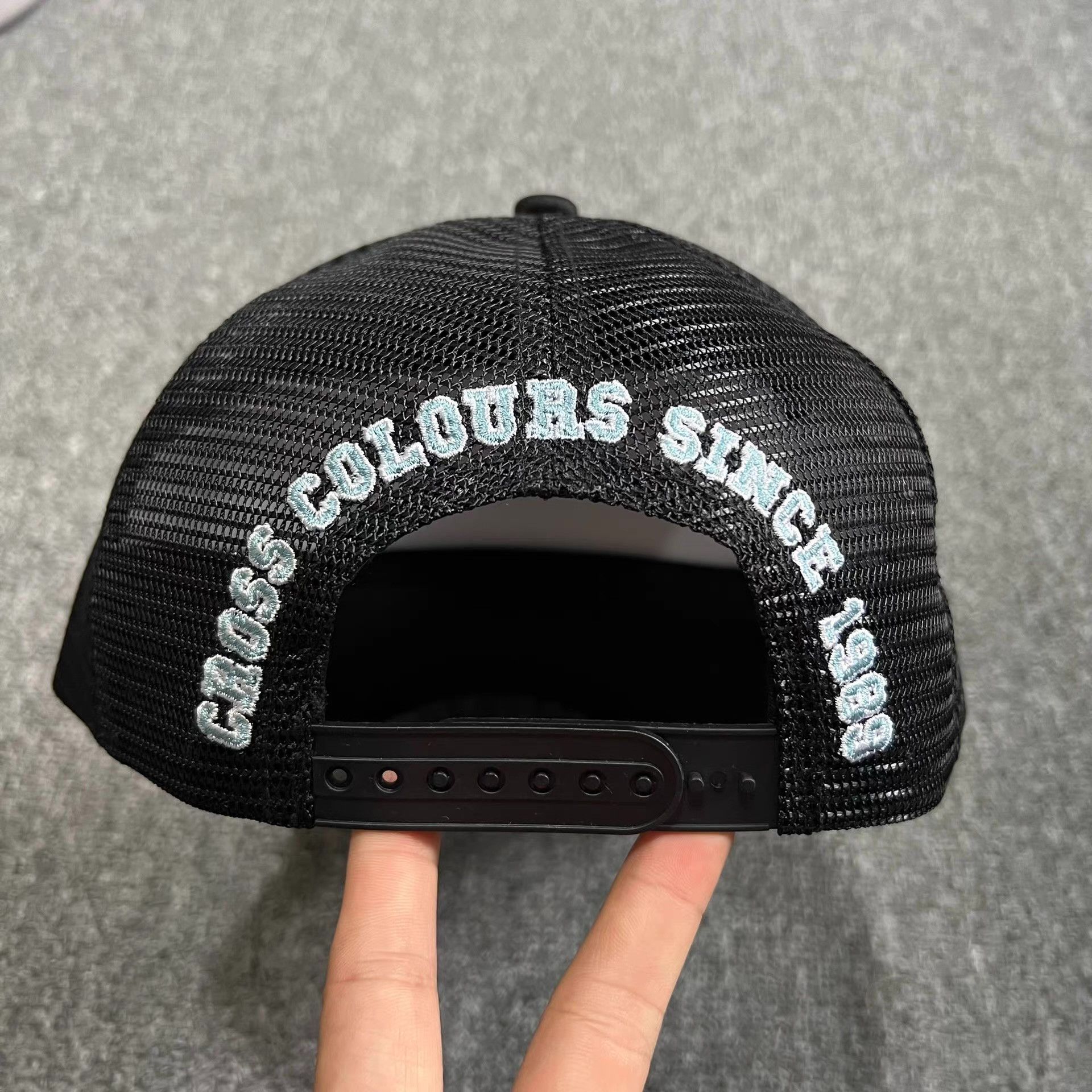 Cross Colours Cross Colours Curved Brim Mesh Trucker Baseball Cap Q7 Size ONE SIZE - 4 Thumbnail