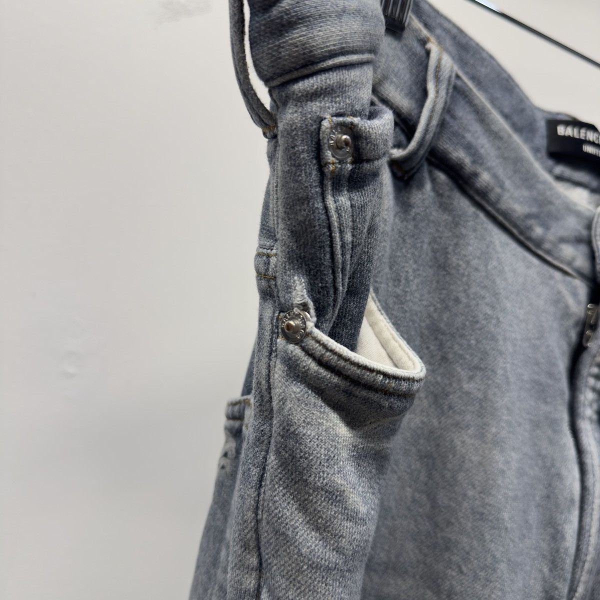 Balenciaga Balenciaga Winter 2021 Tromp L'oeil Denim Sweatpants Demna Size US 36 / EU 52 - 19 Thumbnail