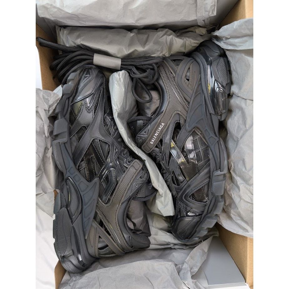 Balenciaga o1rshd1 Q:2 / Track.2 Open Sneakers in Black Size US 11 / EU 44 - 21 Thumbnail