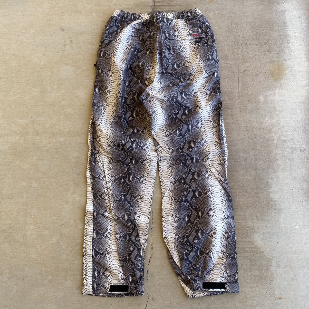Supreme Supreme The North Face Snakeskin Pants Black 2018 Small Size US 30 / EU 46 - 3 Thumbnail