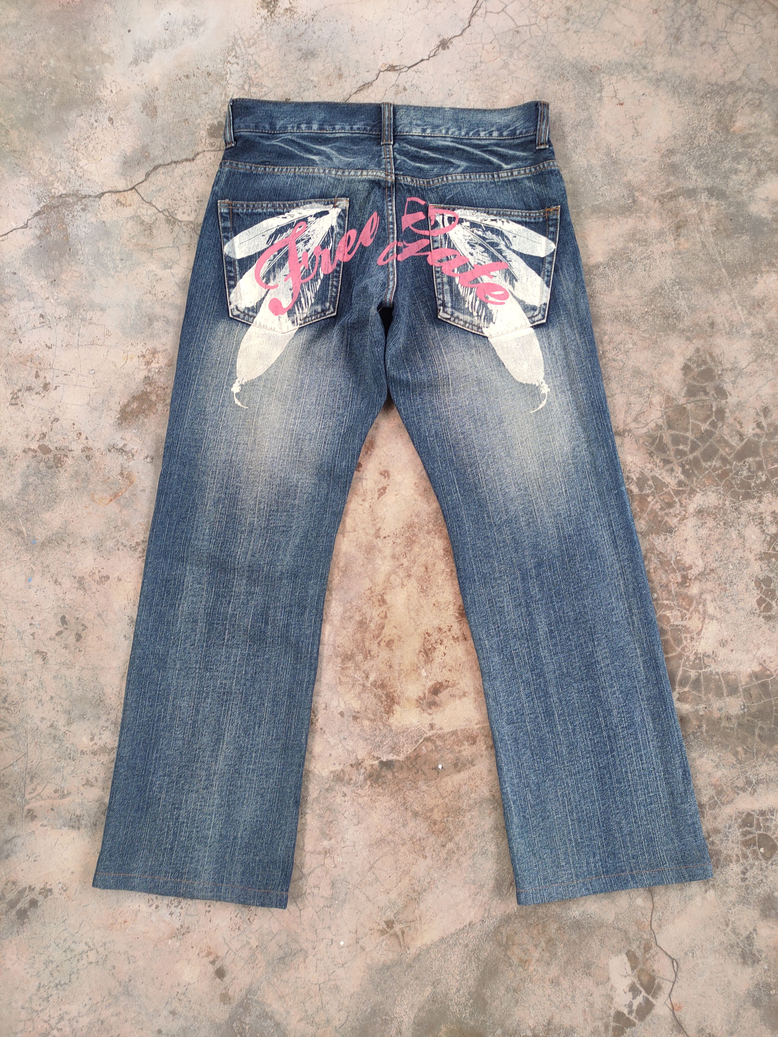 image of Distressed Denim x Jean Vintage Japanese Wing Faded Distressed Jeans Pants in Faded Blue (Size 33)