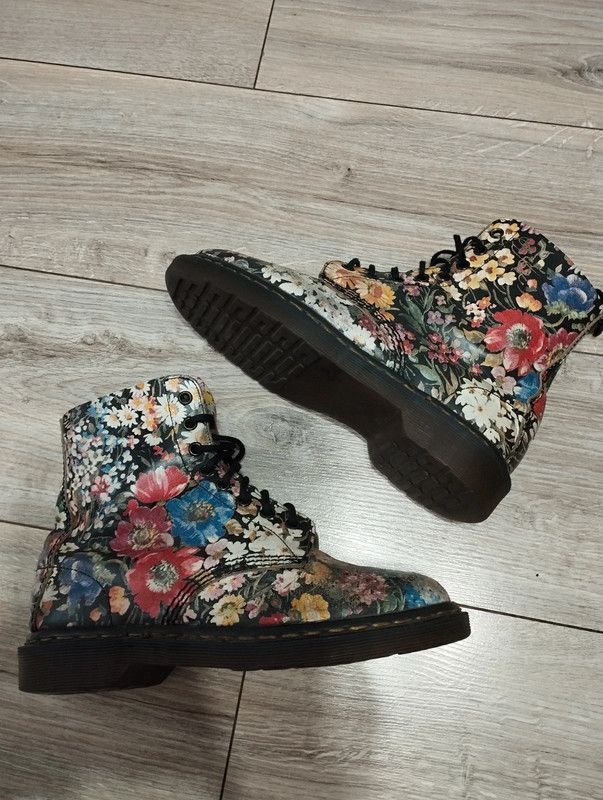 Dr. Martens Dr. Martens Sienna Miller vintage rare Made in England UK6 Size US 8.5 / IT 38.5 - 8 Thumbnail