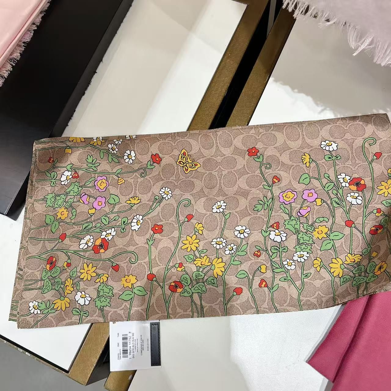 Coach Signature Spring Blossom Print Silk Square Scarf CEK55 Size ONE SIZE - 4 Thumbnail
