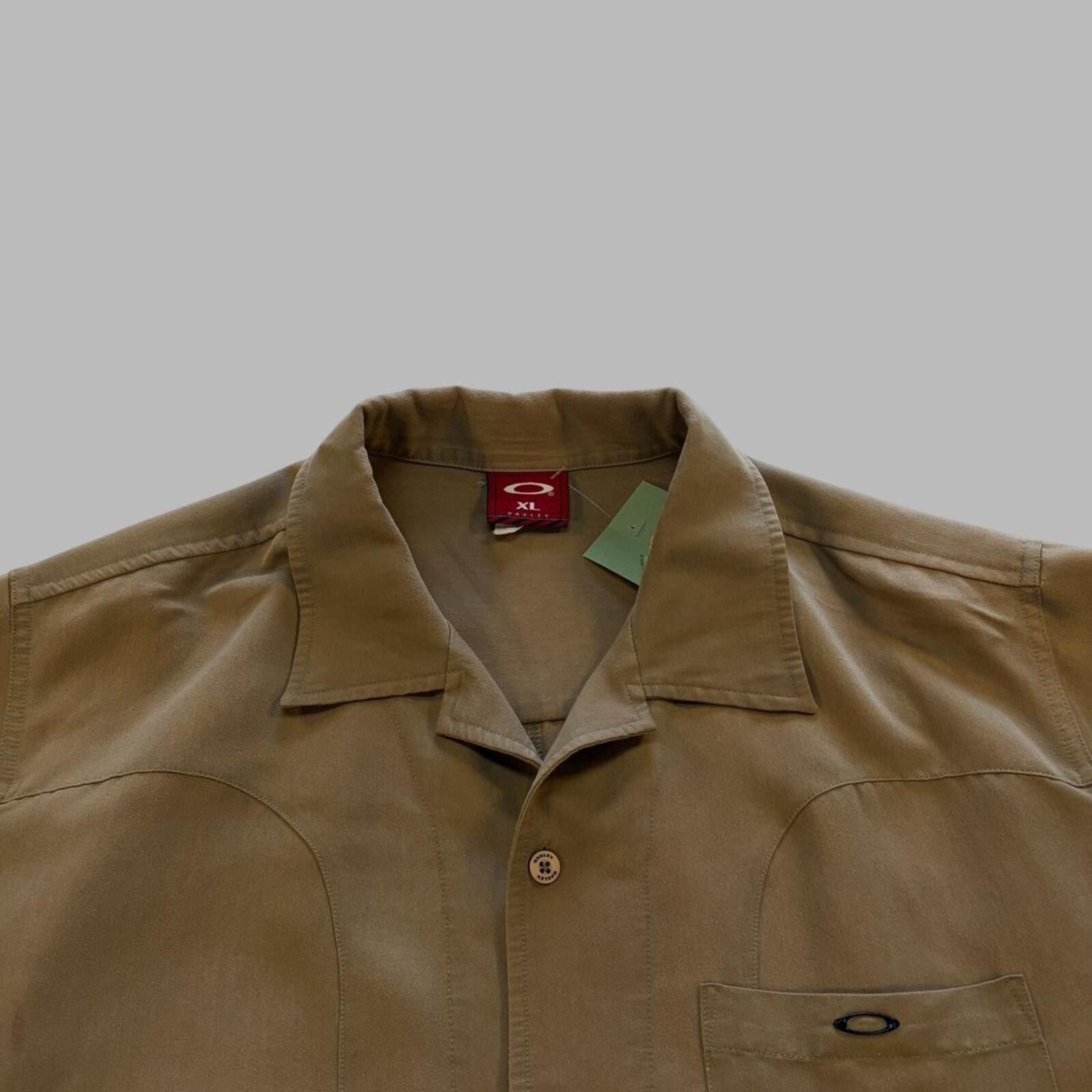 Oakley Vintage Oakley tan button up Size US XL / EU 56 / 4 - 4 Thumbnail