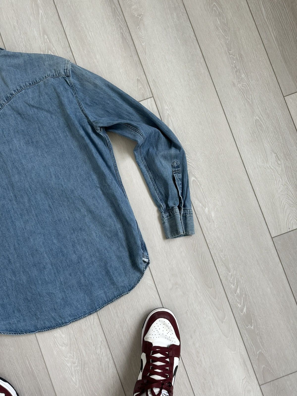 Levi's VINTAGE LEVIS DENIM SHIRT MENS XL RELAXED FIT Size US XL / EU 56 / 4 - 10 Thumbnail
