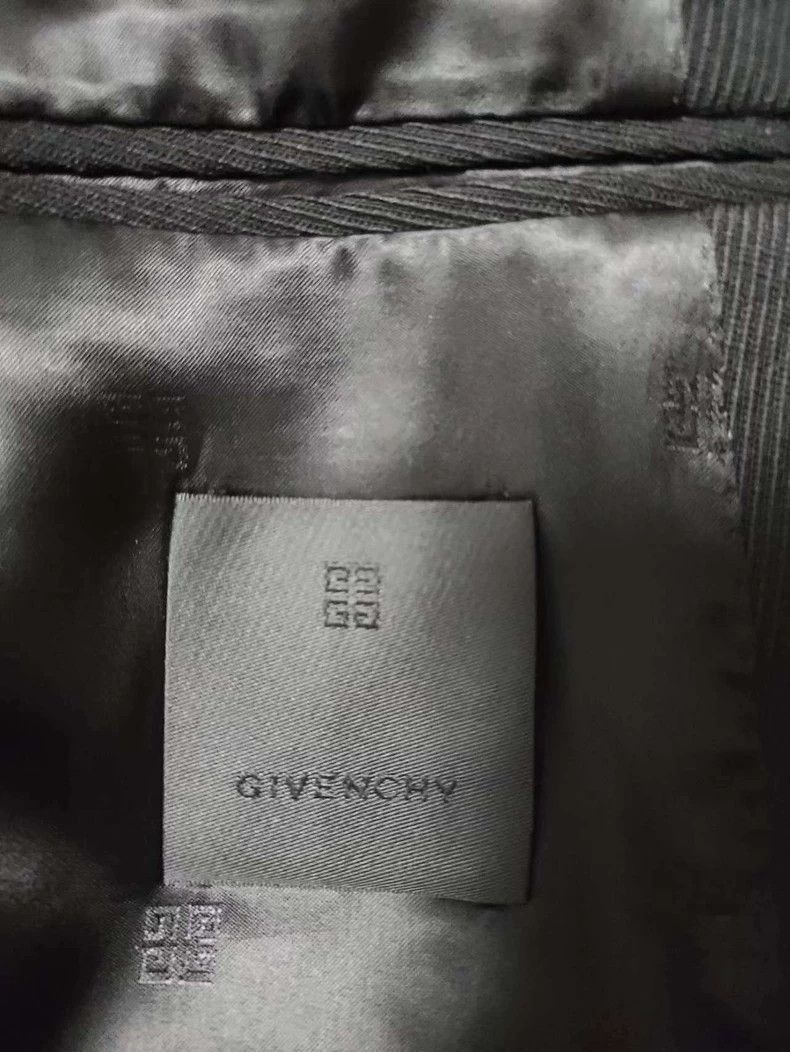 Givenchy givenchy diagonal lock coat in black-2507 Size US L / EU 52-54 / 3 - 1 Thumbnail